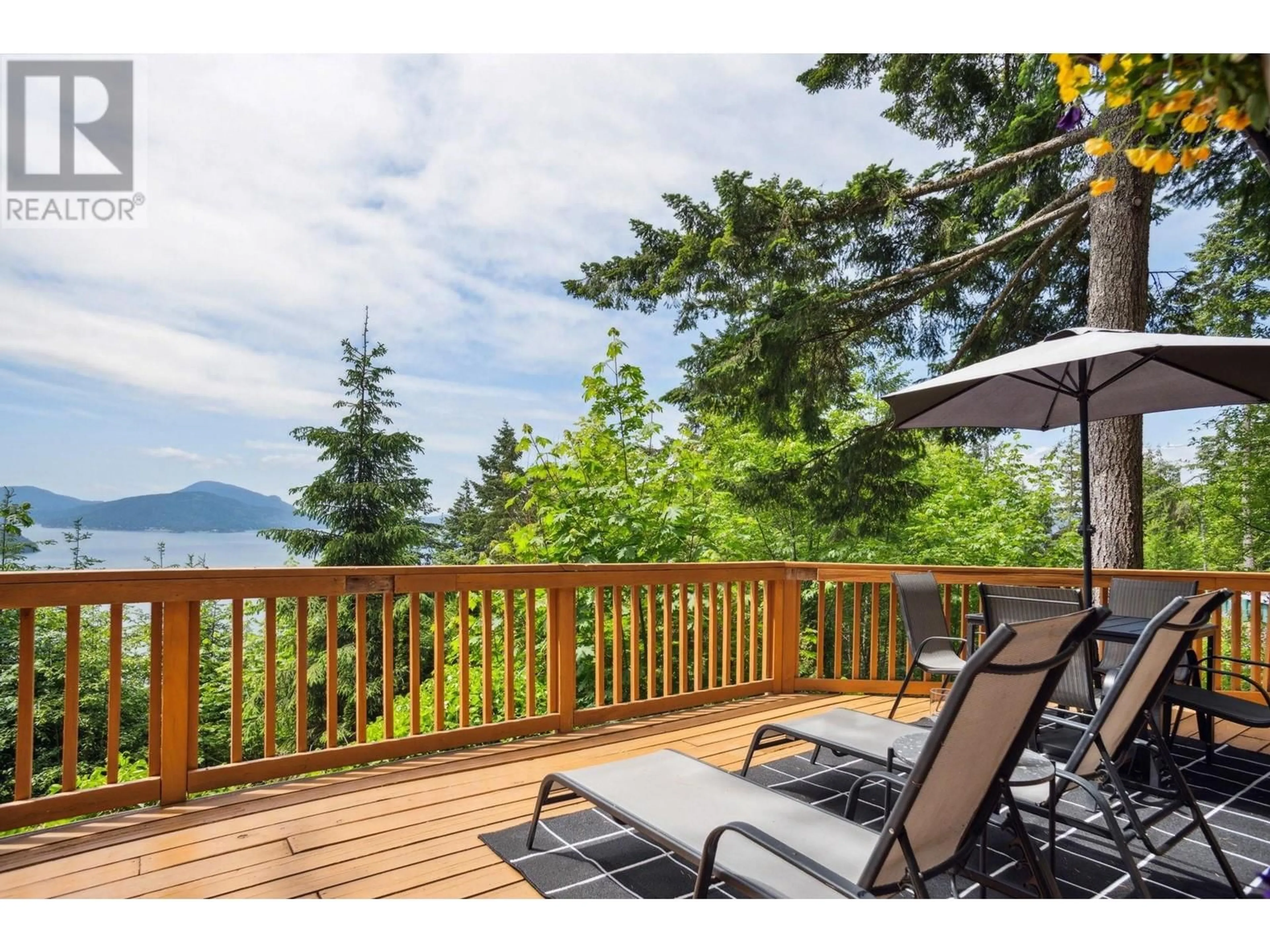 Patio, the fenced backyard for 405 TIMBERTOP DRIVE, Lions Bay British Columbia V0N2E0