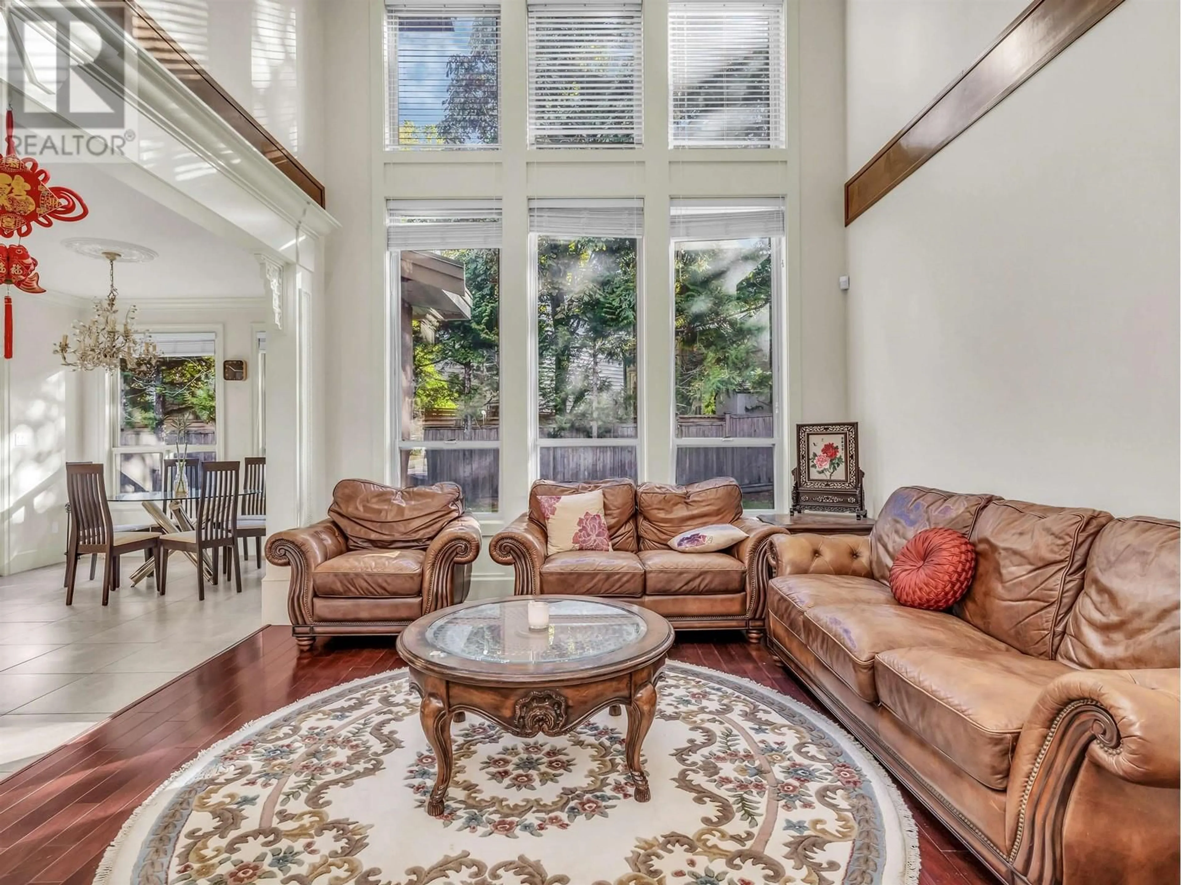 Living room, wood floors for 8640 MINLER ROAD, Richmond British Columbia V7C3T9