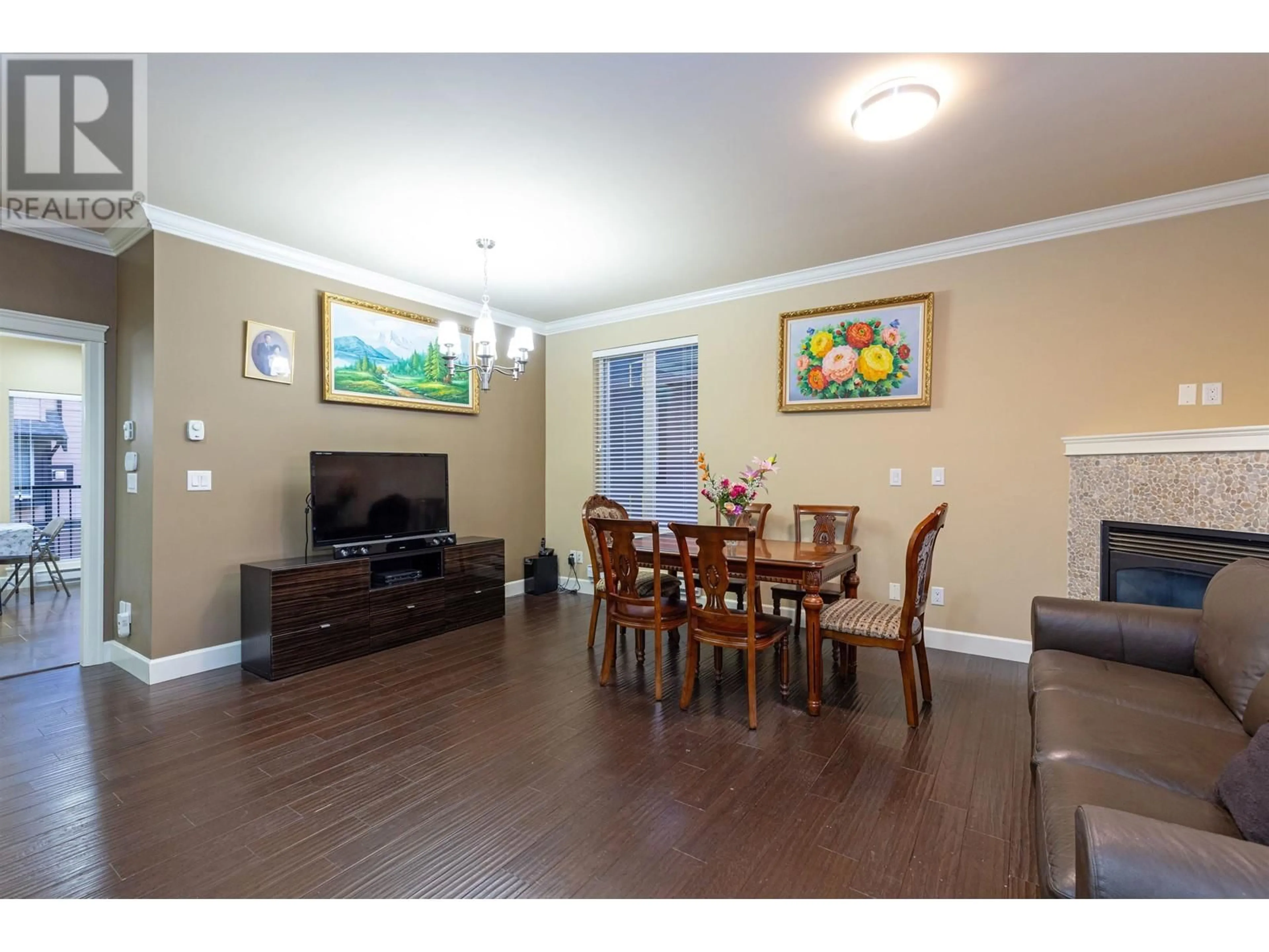 Dining room, wood floors for 4 4766 55B STREET, Delta British Columbia V4K3B7