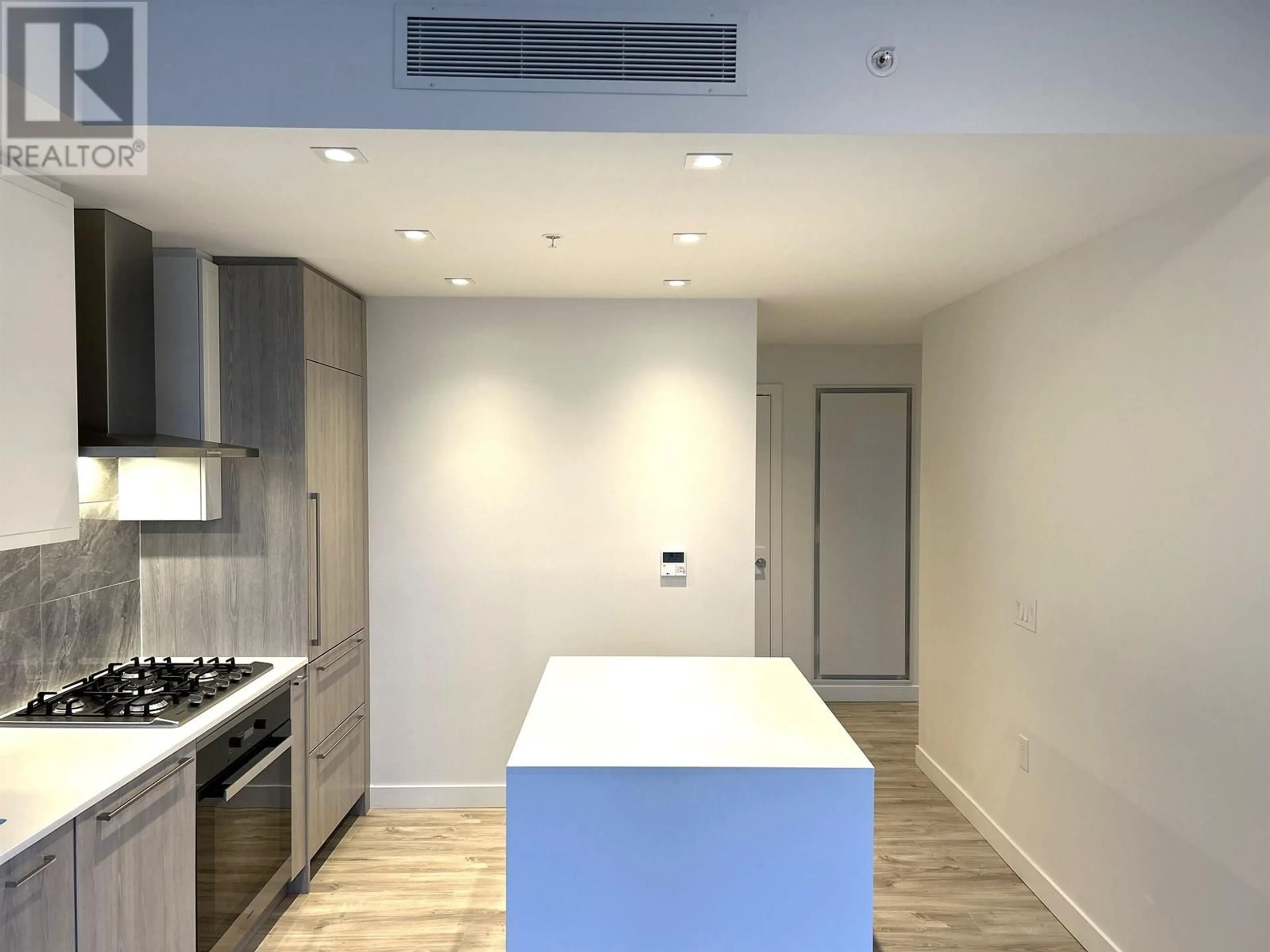 Standard kitchen, unknown for 1308 - 2288 ALPHA AVENUE, Burnaby British Columbia V5C0L9