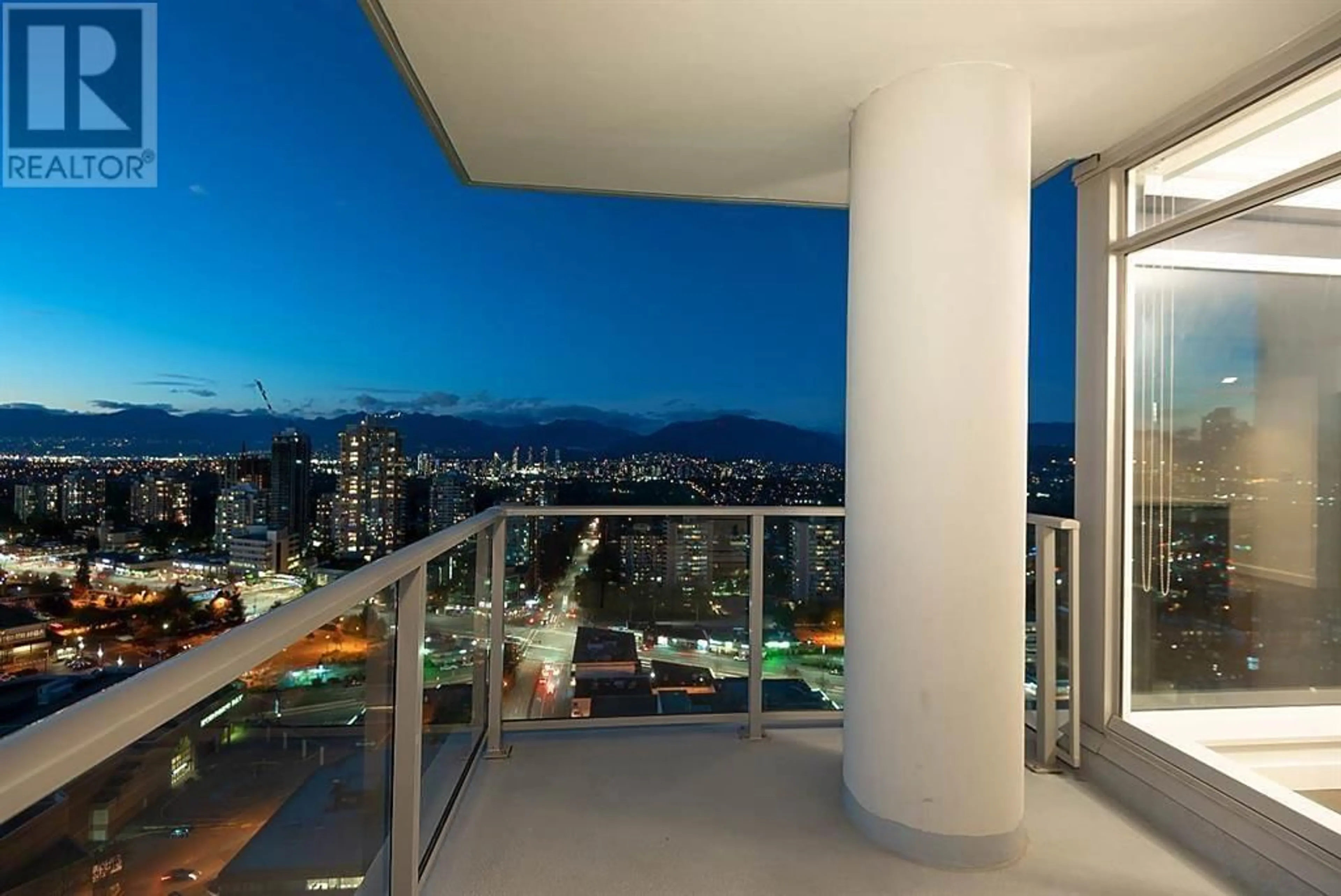 Balcony in the apartment, the view of city buildings for 3107 6538 NELSON AVENUE, Burnaby British Columbia V5H0G5