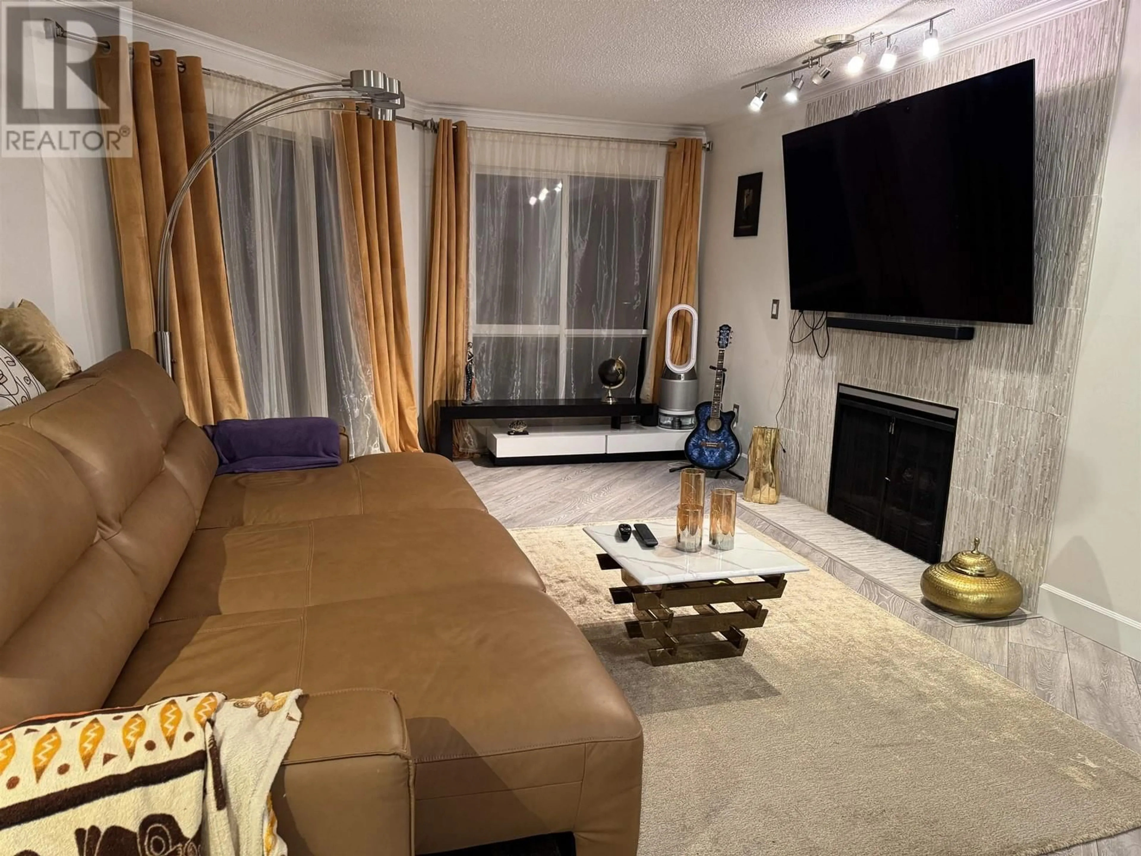 Living room with furniture, unknown for 233 - 7451 MOFFATT ROAD, Richmond British Columbia V6Y3W3