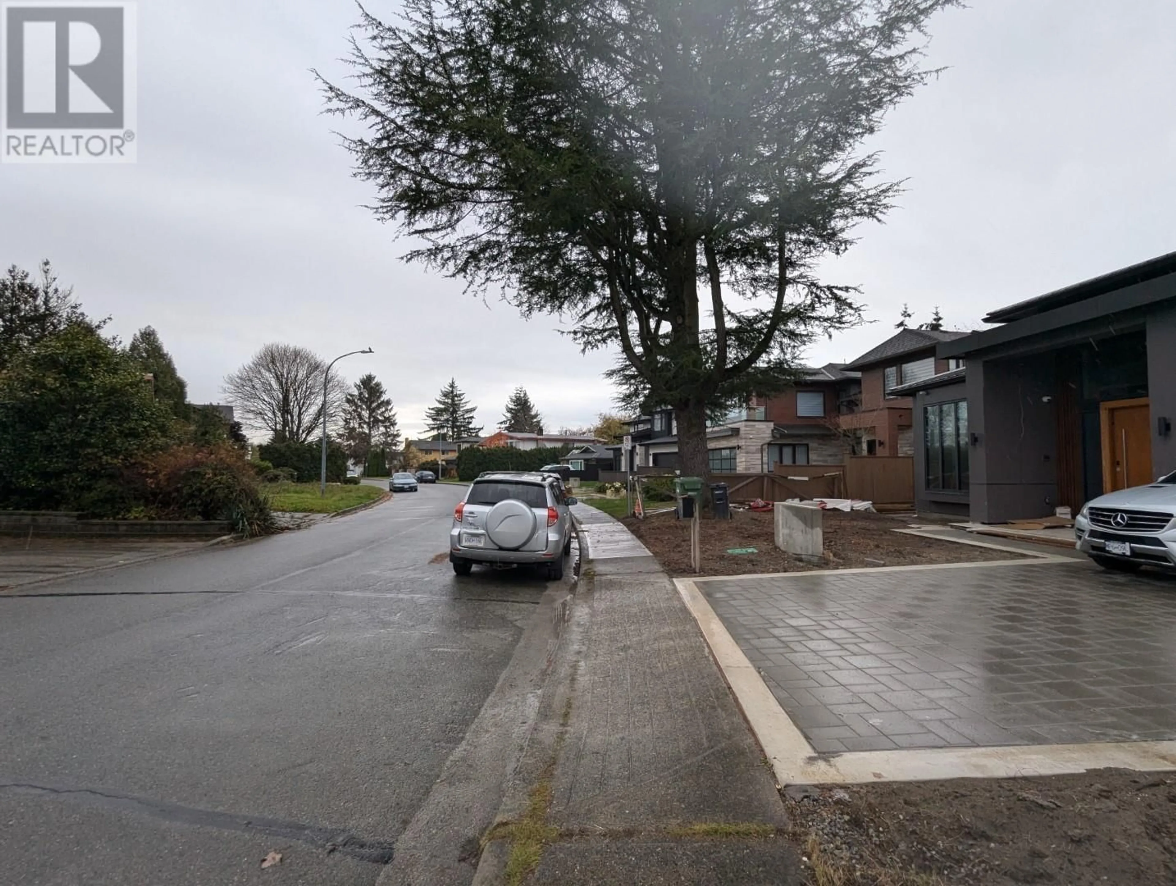 Frontside or backside of a home, the street view for 6600 GAINSBOROUGH DRIVE, Richmond British Columbia V7E3Z3