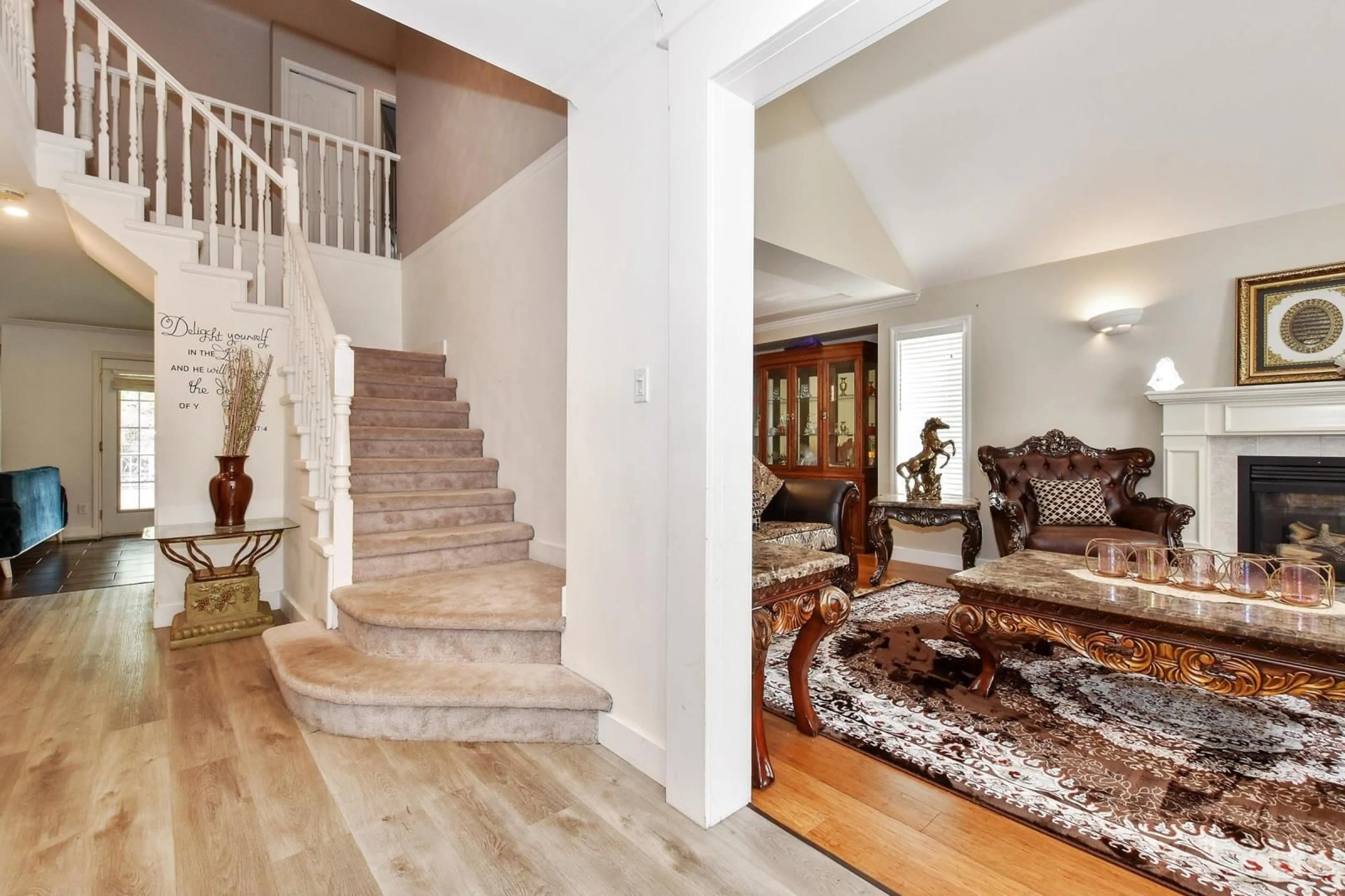 Indoor foyer, wood floors for 5009 TESKEY ROAD, Sardis British Columbia V2R5R2