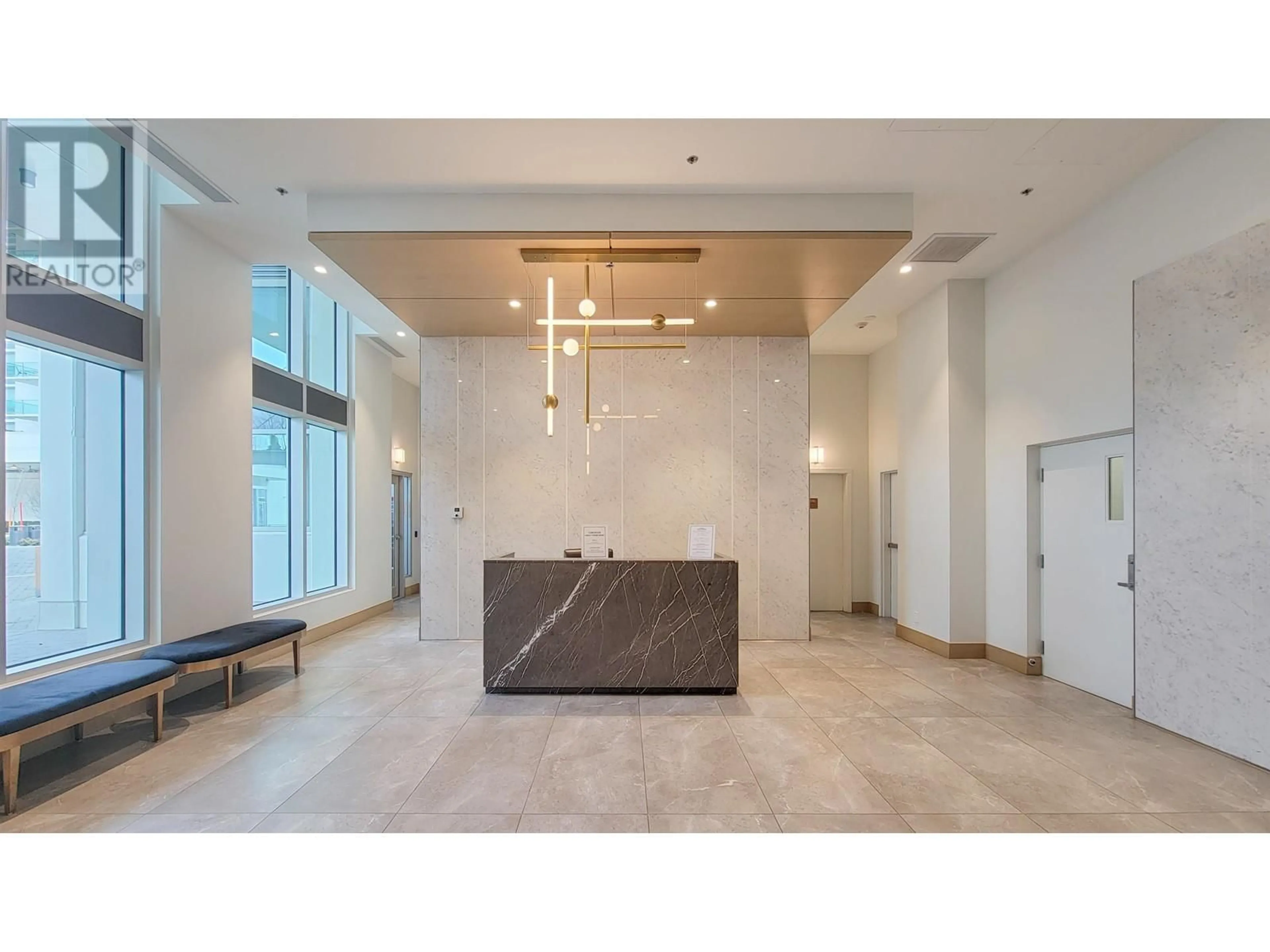 Indoor lobby for 1302 1632 LIONS GATE LANE, North Vancouver British Columbia V7P0E2