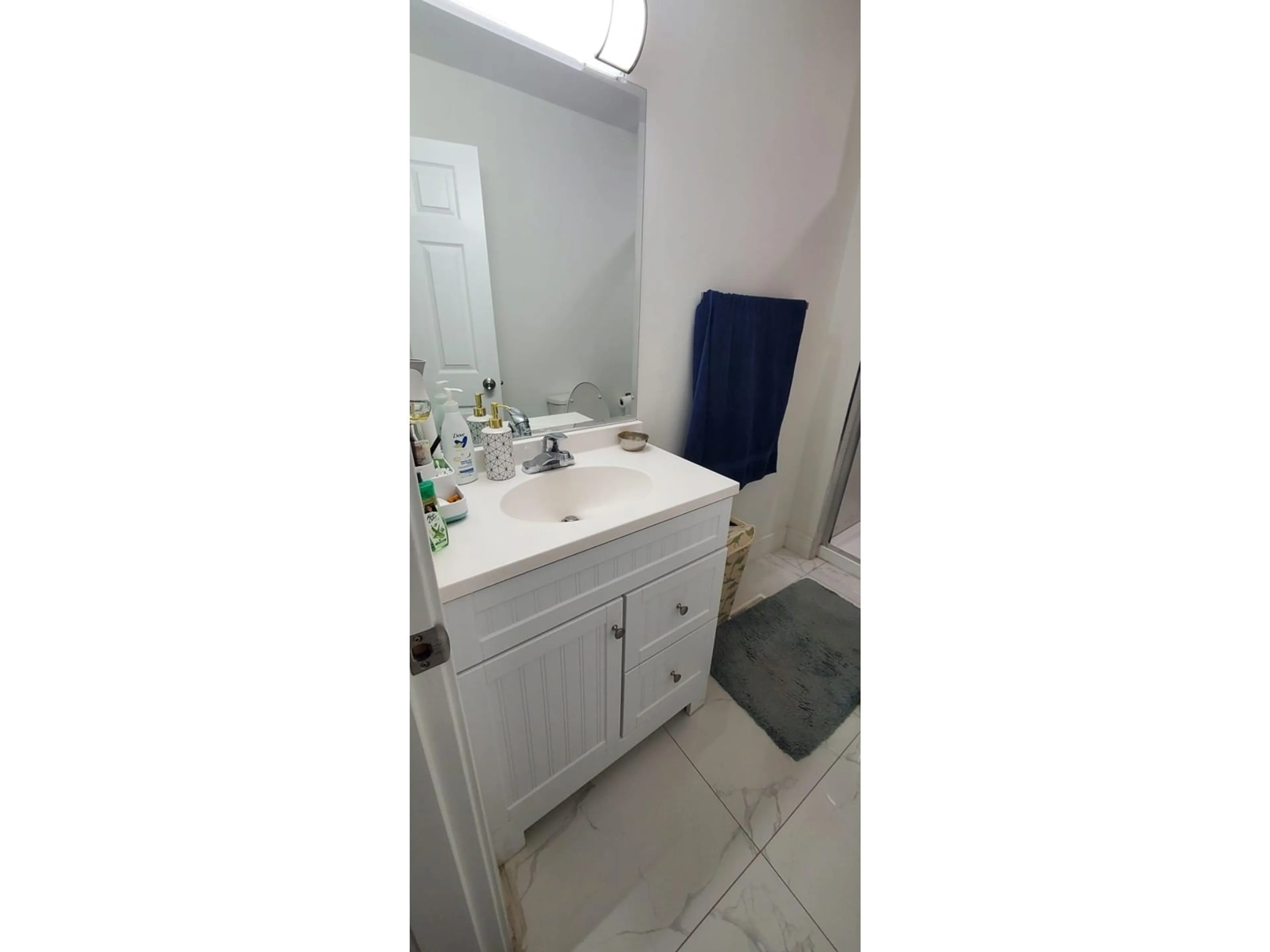 Standard bathroom, not visible floor for 19750 54A AVENUE, Langley British Columbia V3A3W5