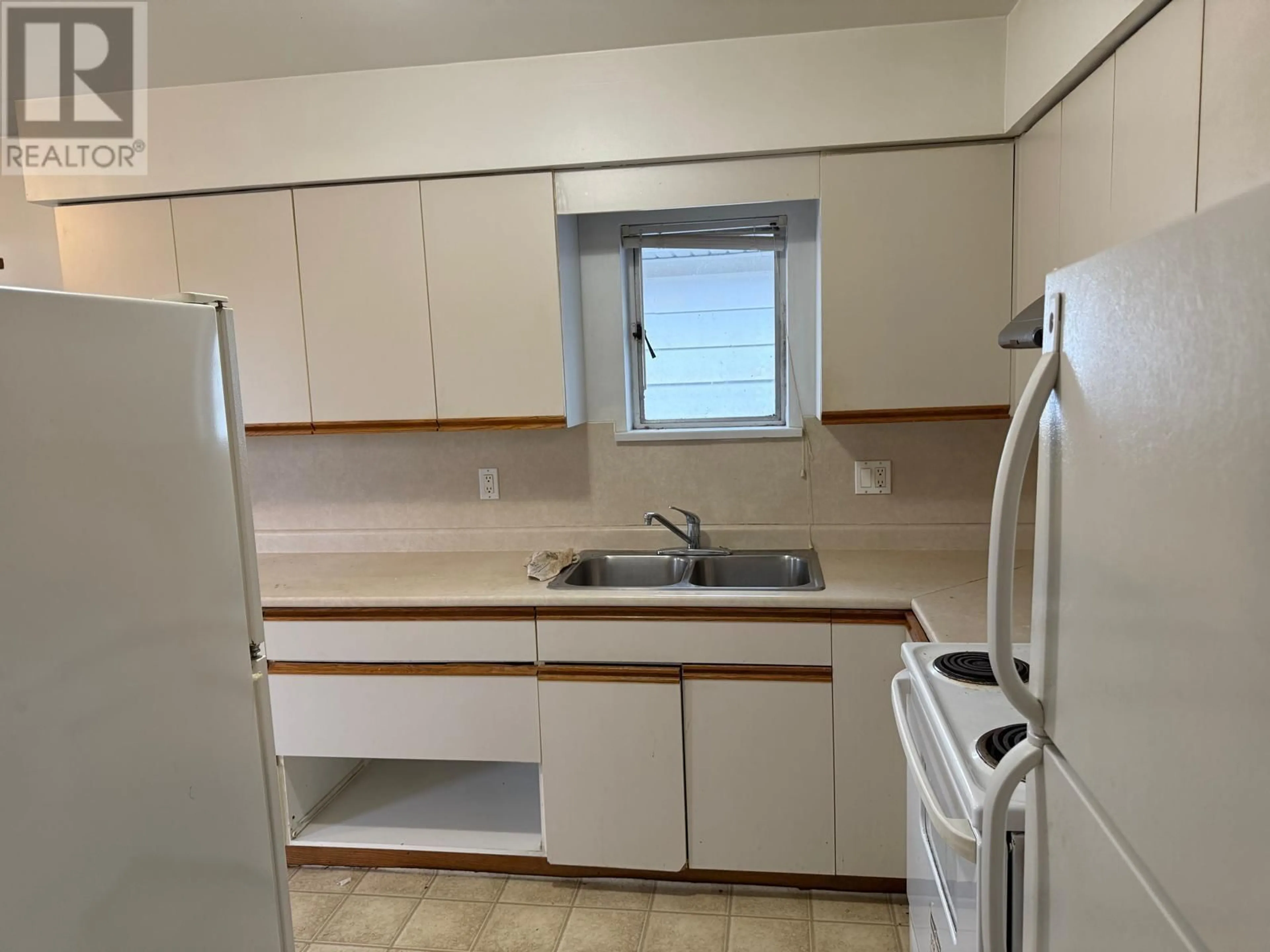 Standard kitchen, unknown for 3351 CHURCH STREET, Vancouver British Columbia V5R4W7