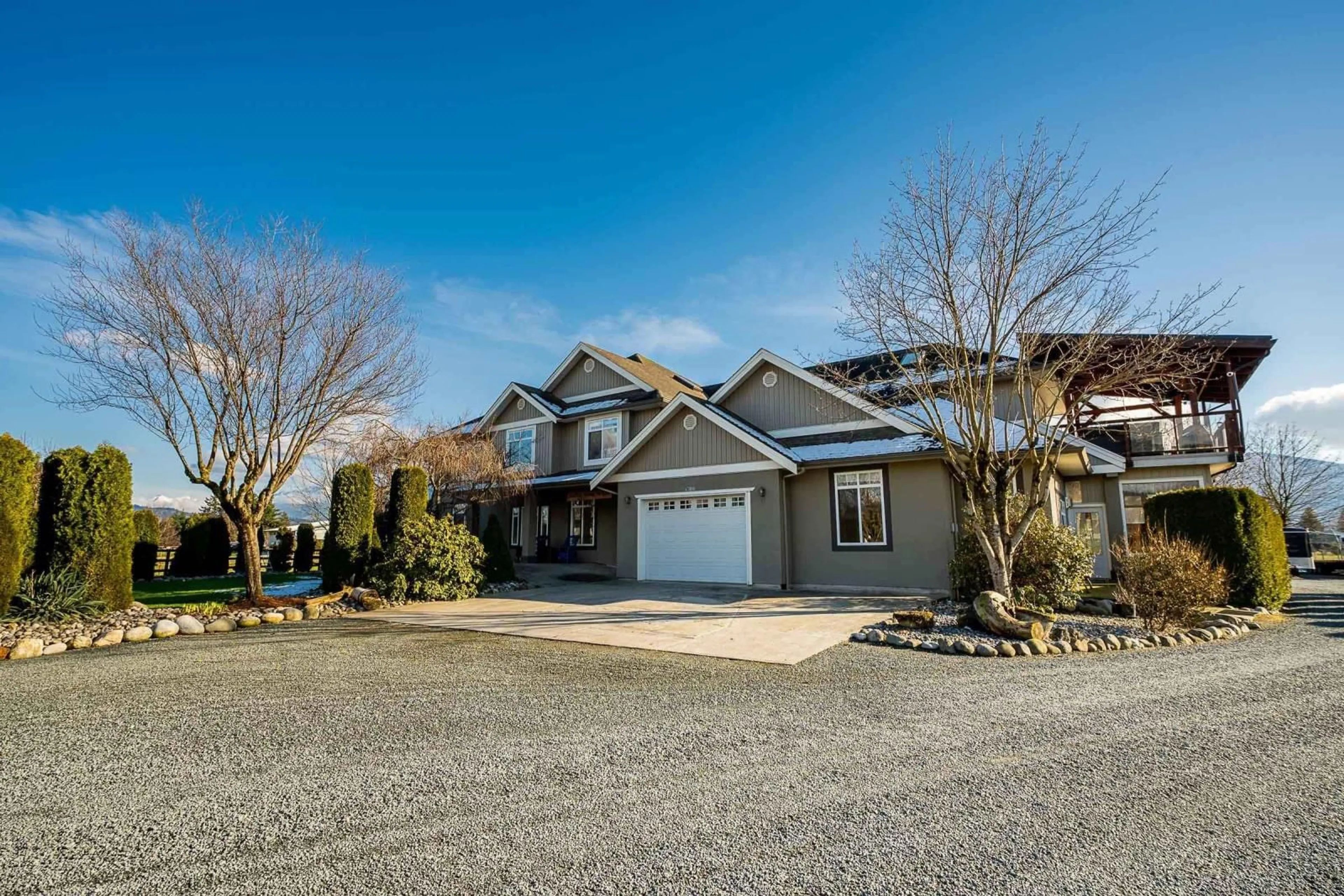 Frontside or backside of a home, cottage for 43026 SOUTH SUMAS ROAD, Chilliwack British Columbia V2R4L7