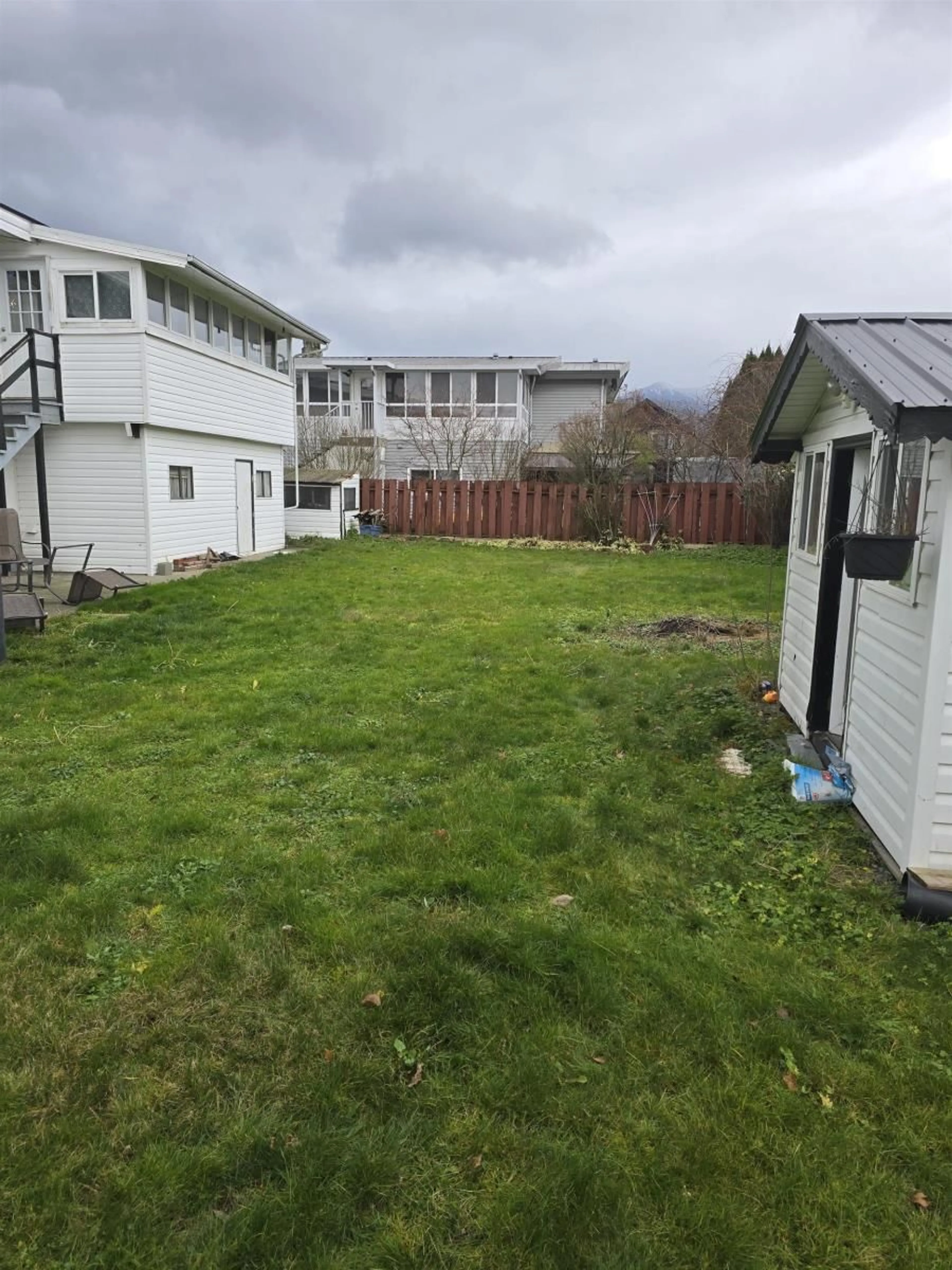 A pic from outside/outdoor area/front of a property/back of a property/a pic from drone, unknown for 45244 STEVENSON ROAD, Chilliwack British Columbia V2R1L9
