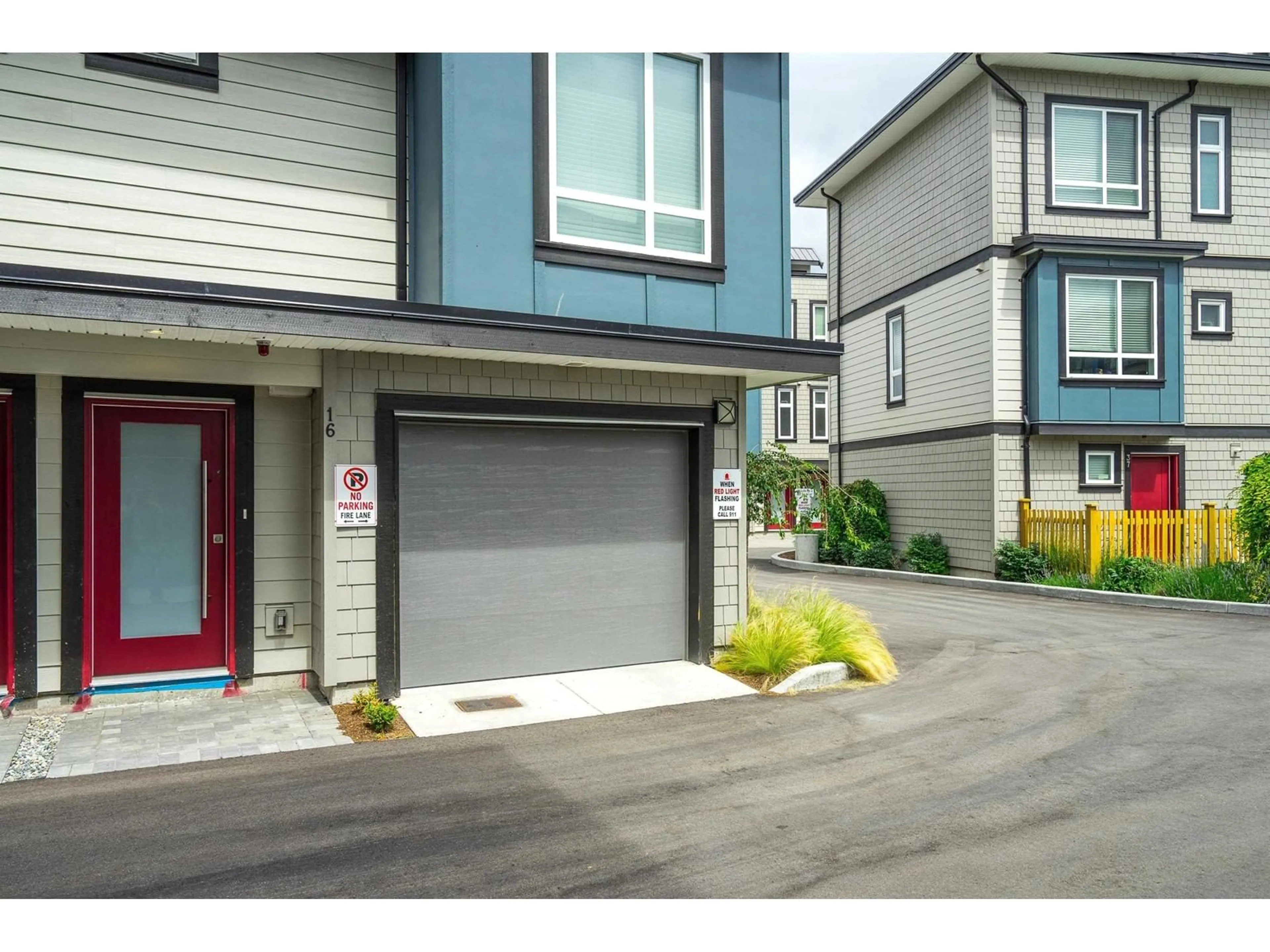 A pic from exterior of the house or condo, the street view for 16 5515 199A STREET, Langley British Columbia V3A1J7