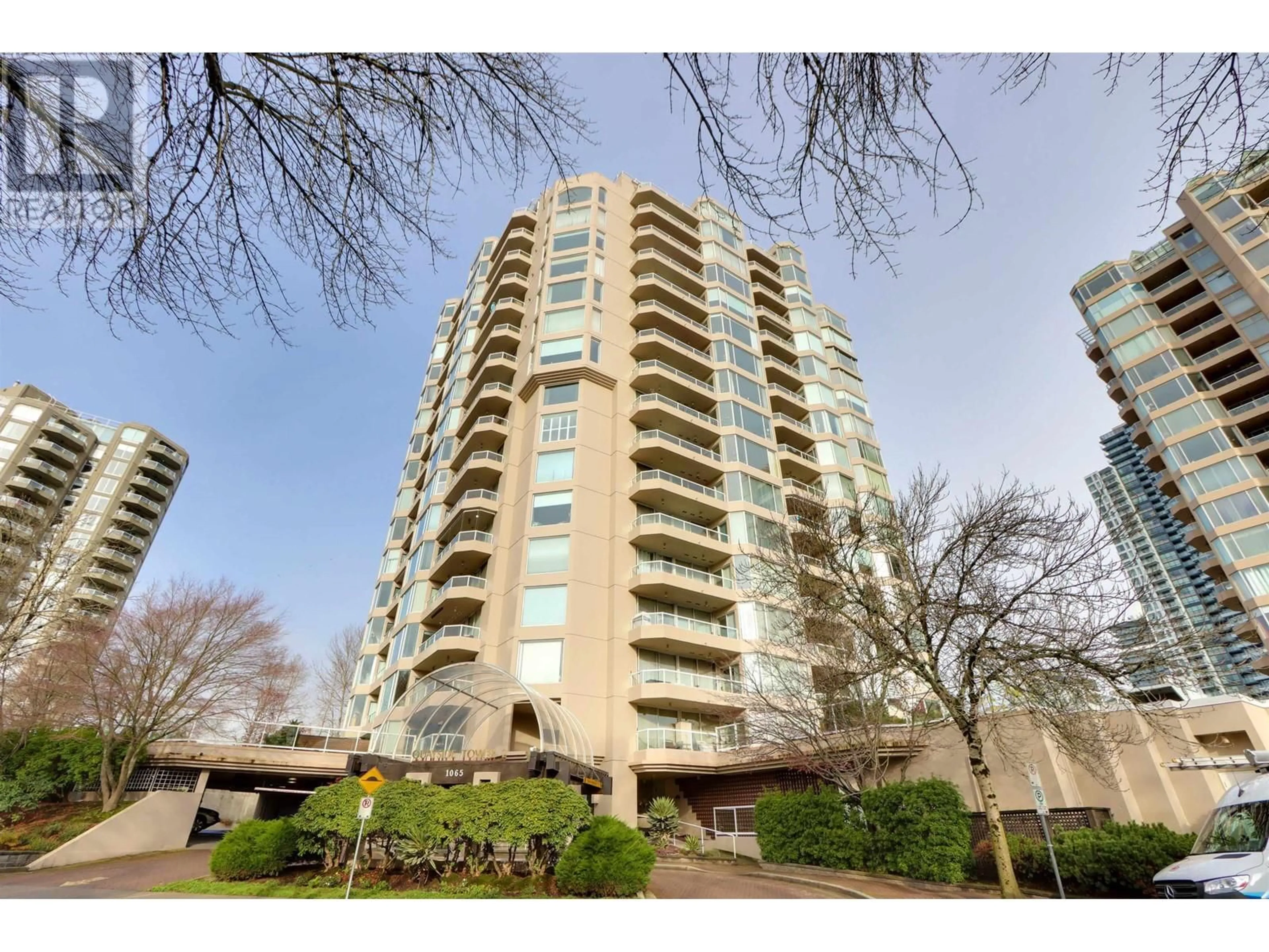 Unknown for 302 1065 QUAYSIDE DRIVE, New Westminster British Columbia V3M1C5