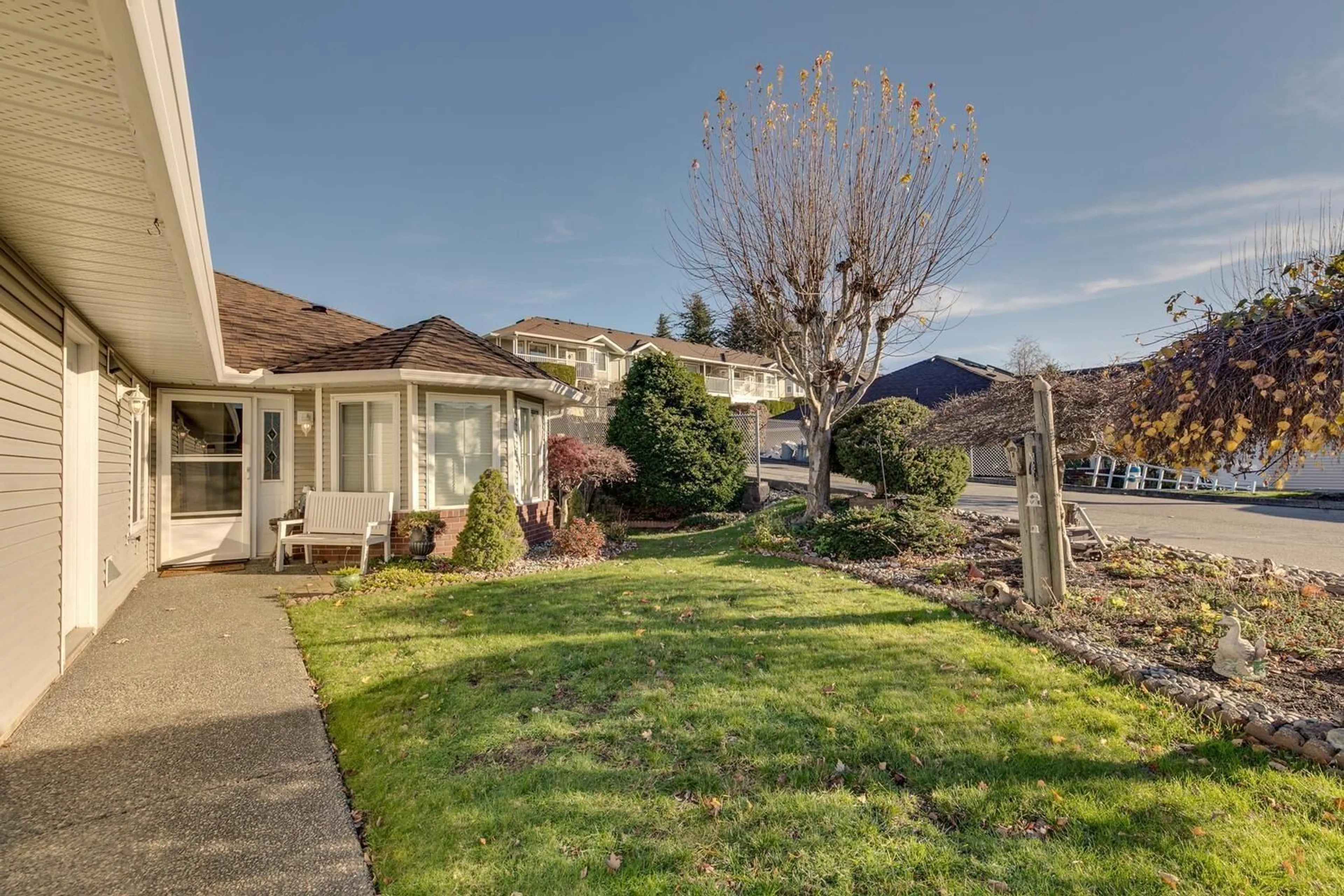 A pic from exterior of the house or condo, the fenced backyard for 94 1973 WINFIELD DRIVE, Abbotsford British Columbia V3G1K6