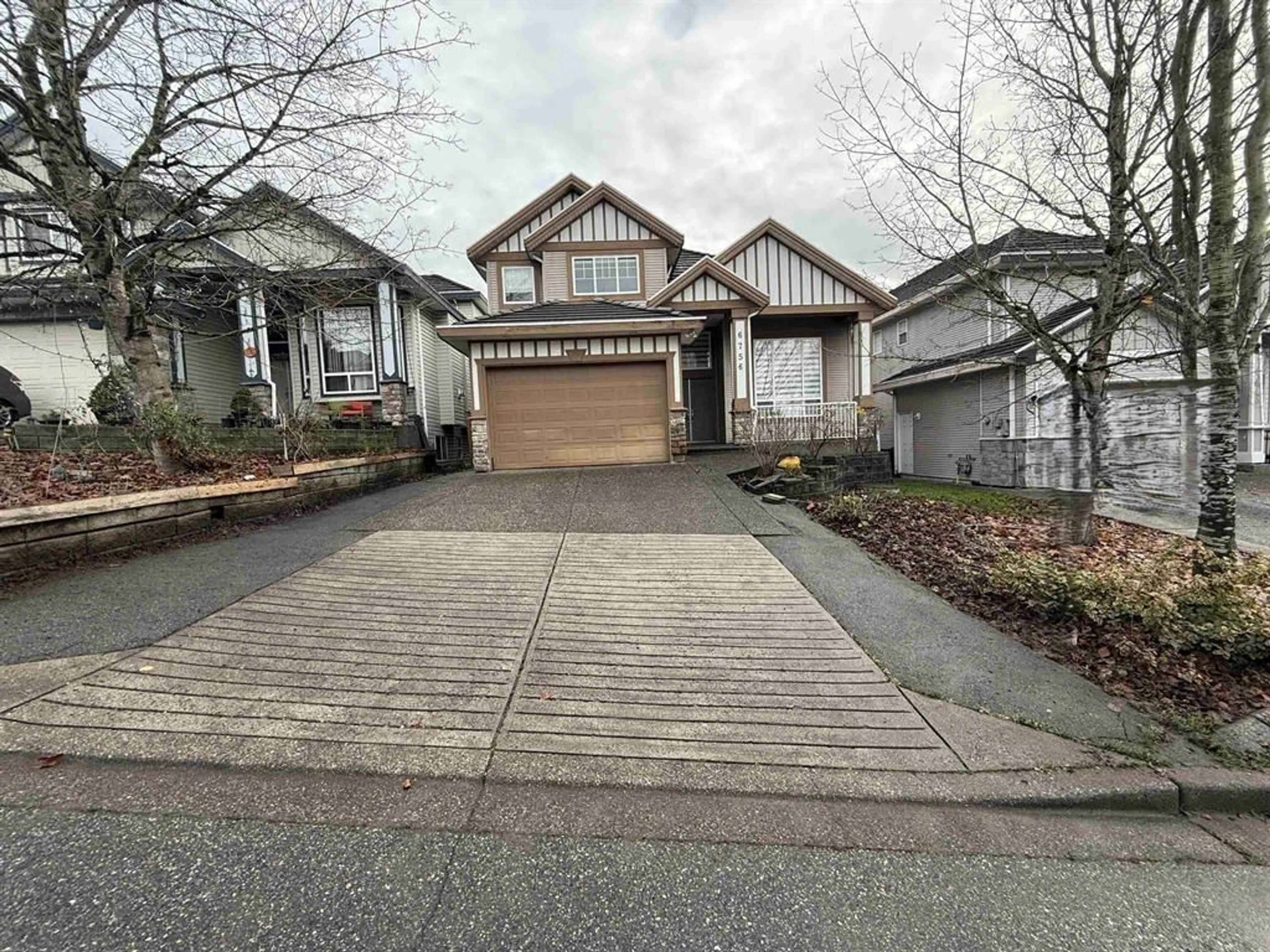 Frontside or backside of a home, the street view for 6756 145A STREET, Surrey British Columbia V3S0T2