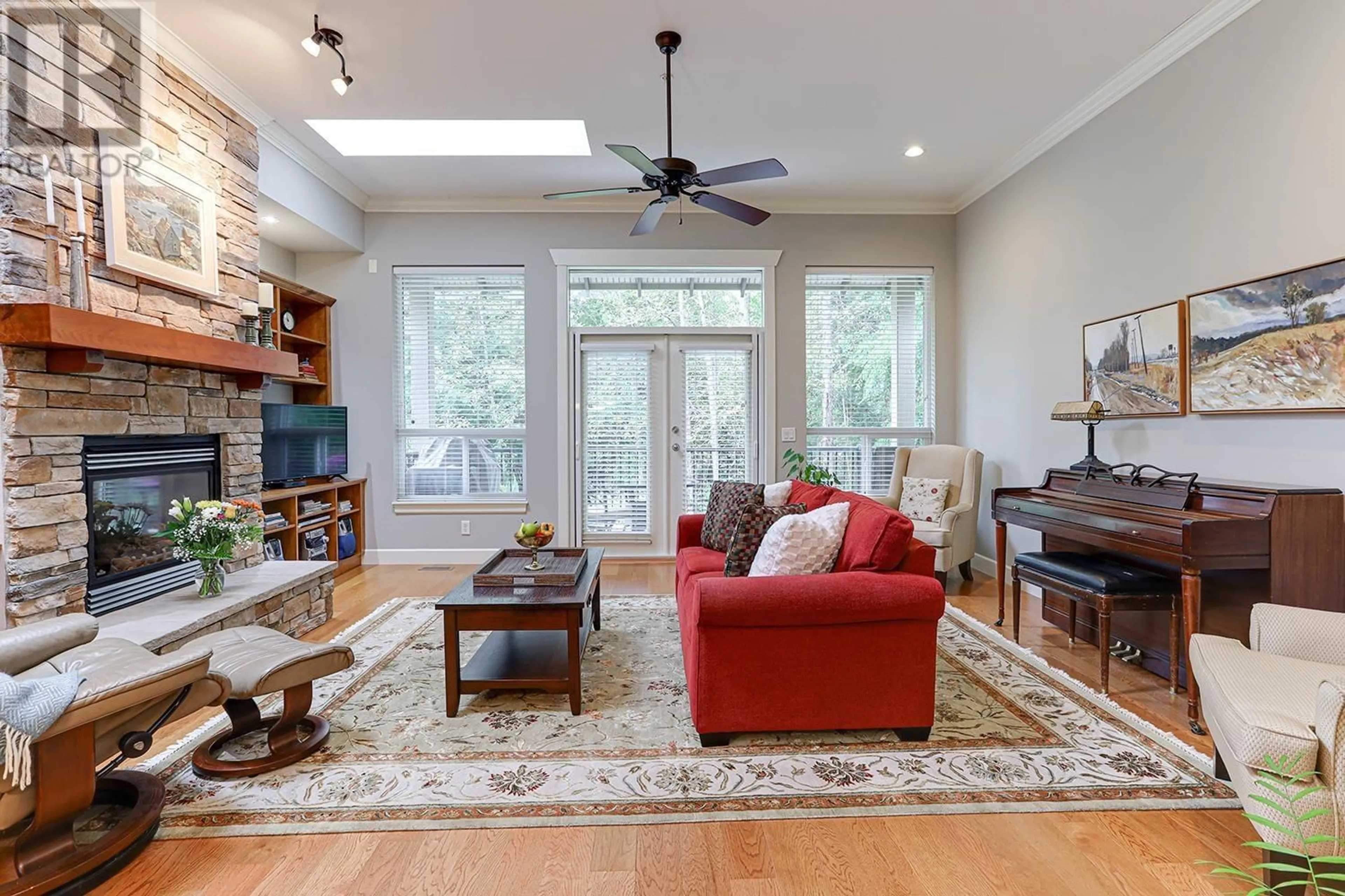 Living room, wood floors for 22847 FOREMAN DRIVE, Maple Ridge British Columbia V4R0B2