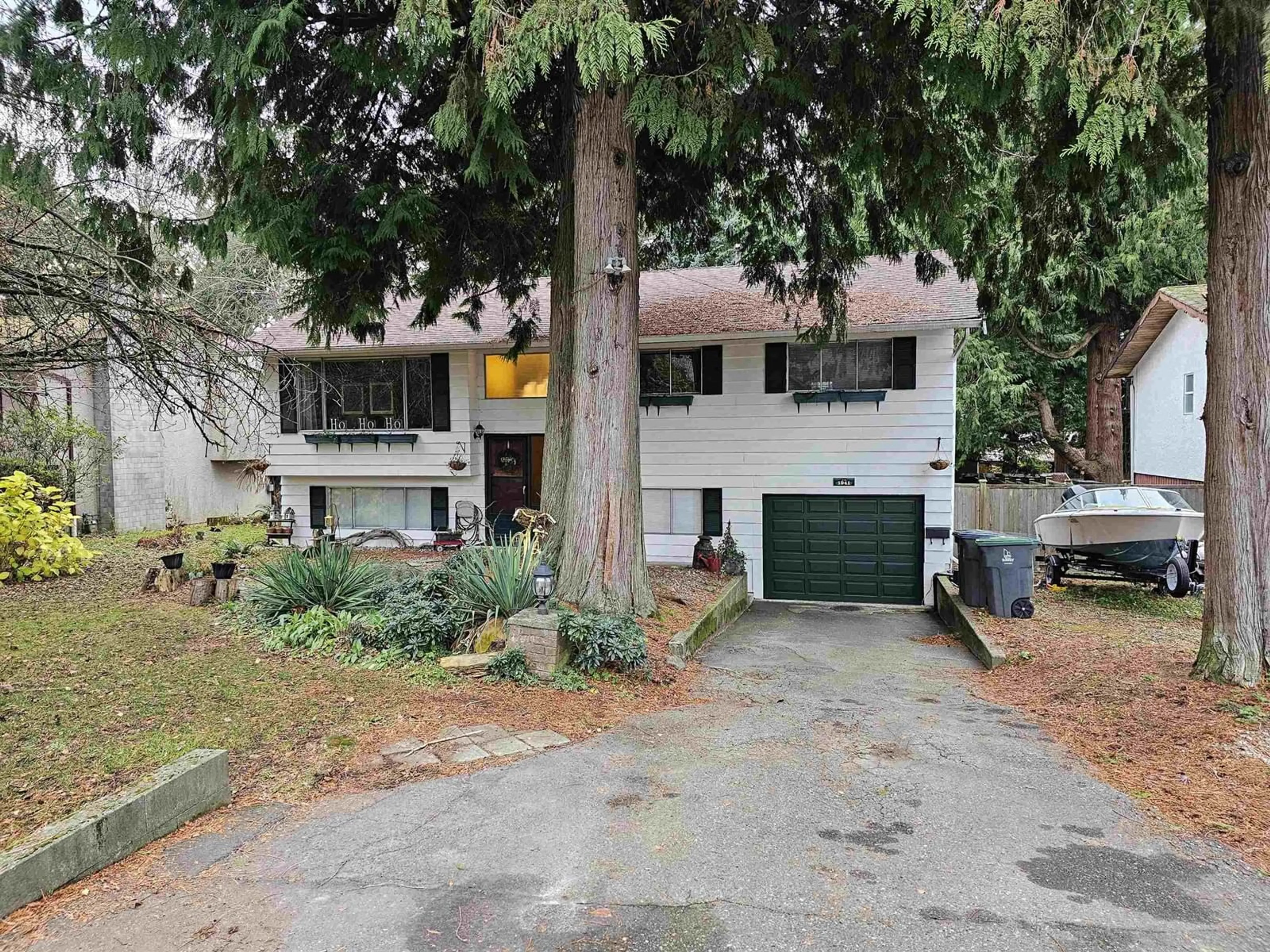 Frontside or backside of a home, the street view for 1941 127A STREET, Surrey British Columbia V4A3S8