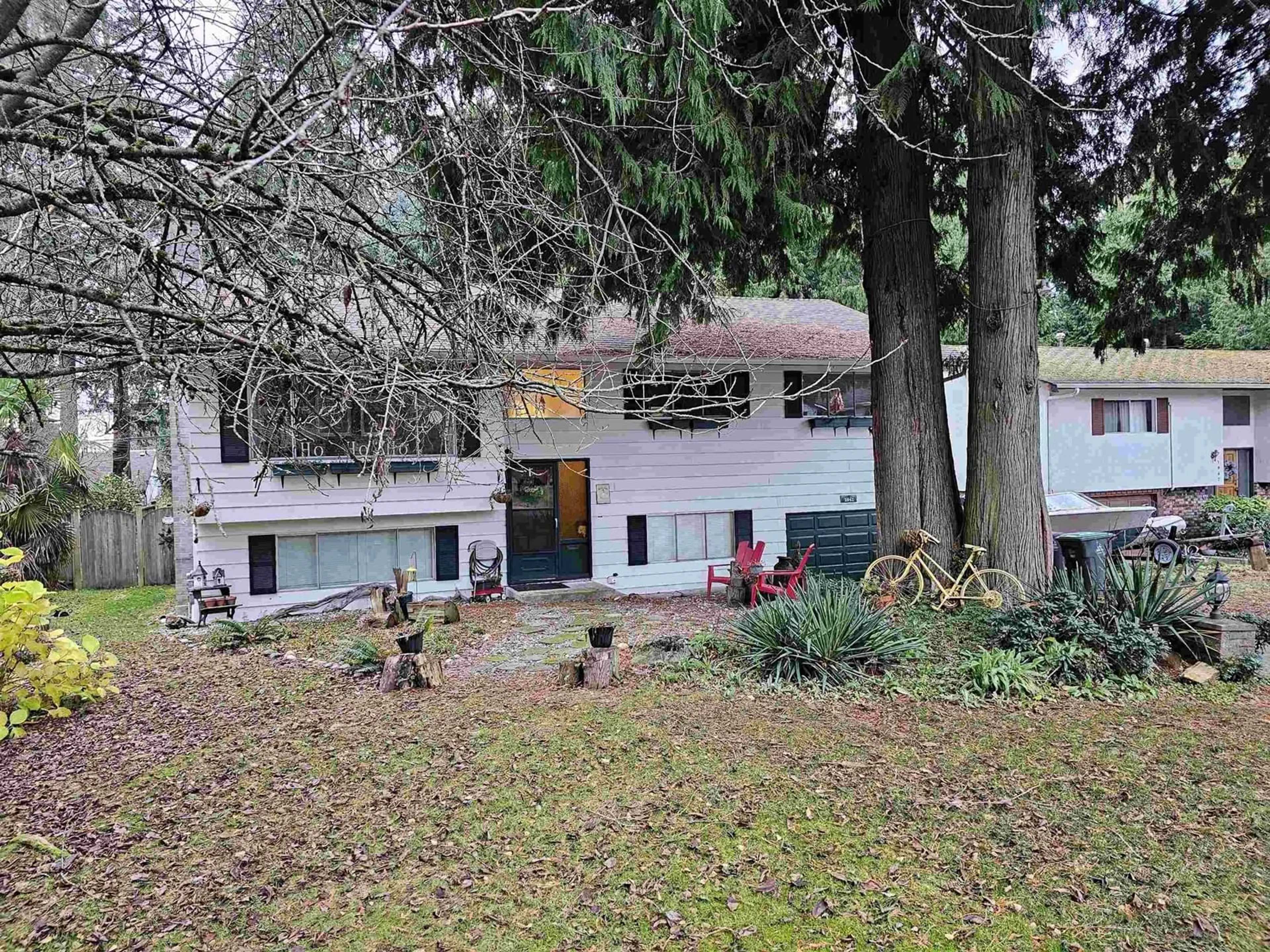 Frontside or backside of a home, cottage for 1941 127A STREET, Surrey British Columbia V4A3S8