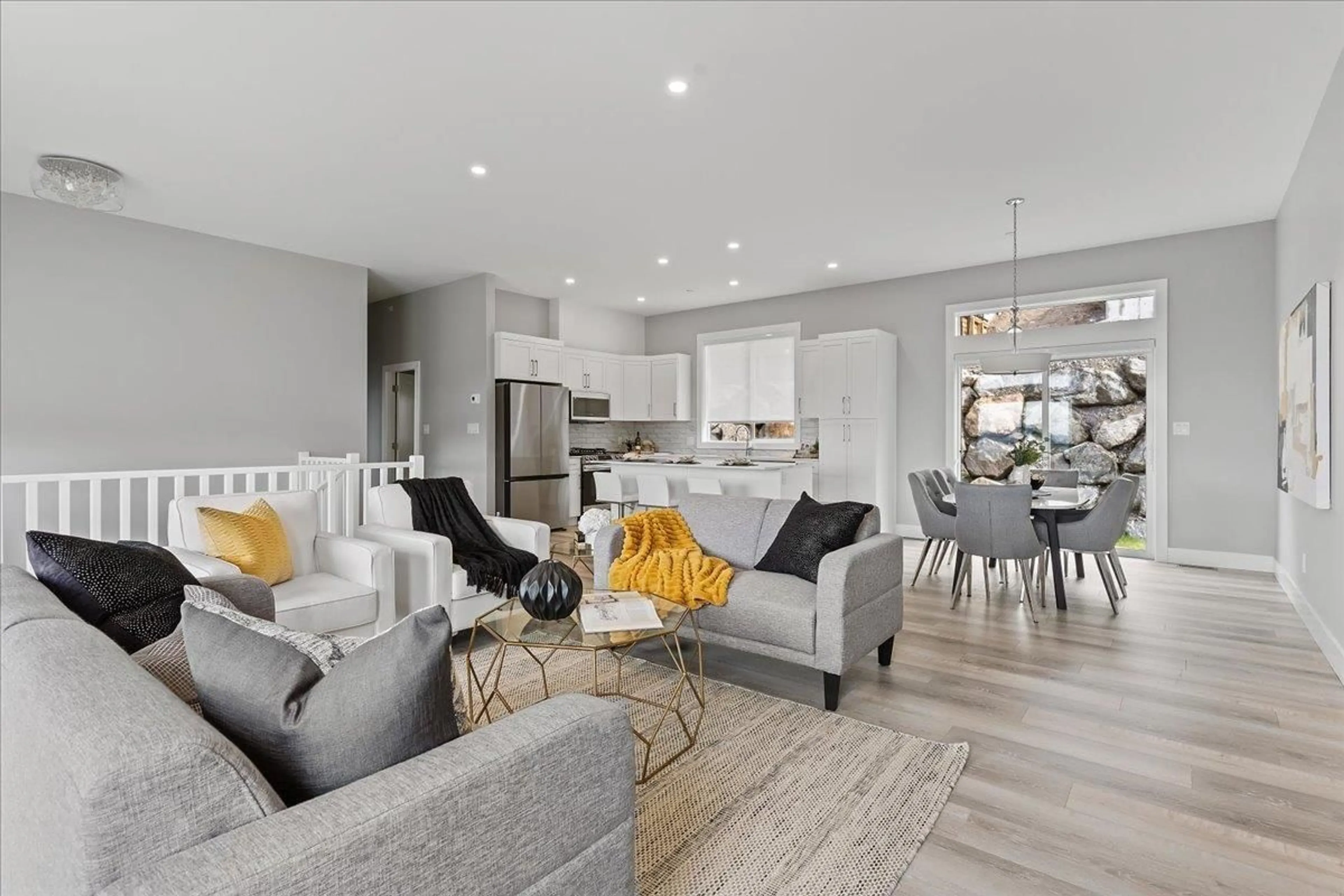 Open concept kitchen, unknown for 50484 KINGSTON DRIVE, Chilliwack British Columbia V4Z0C2
