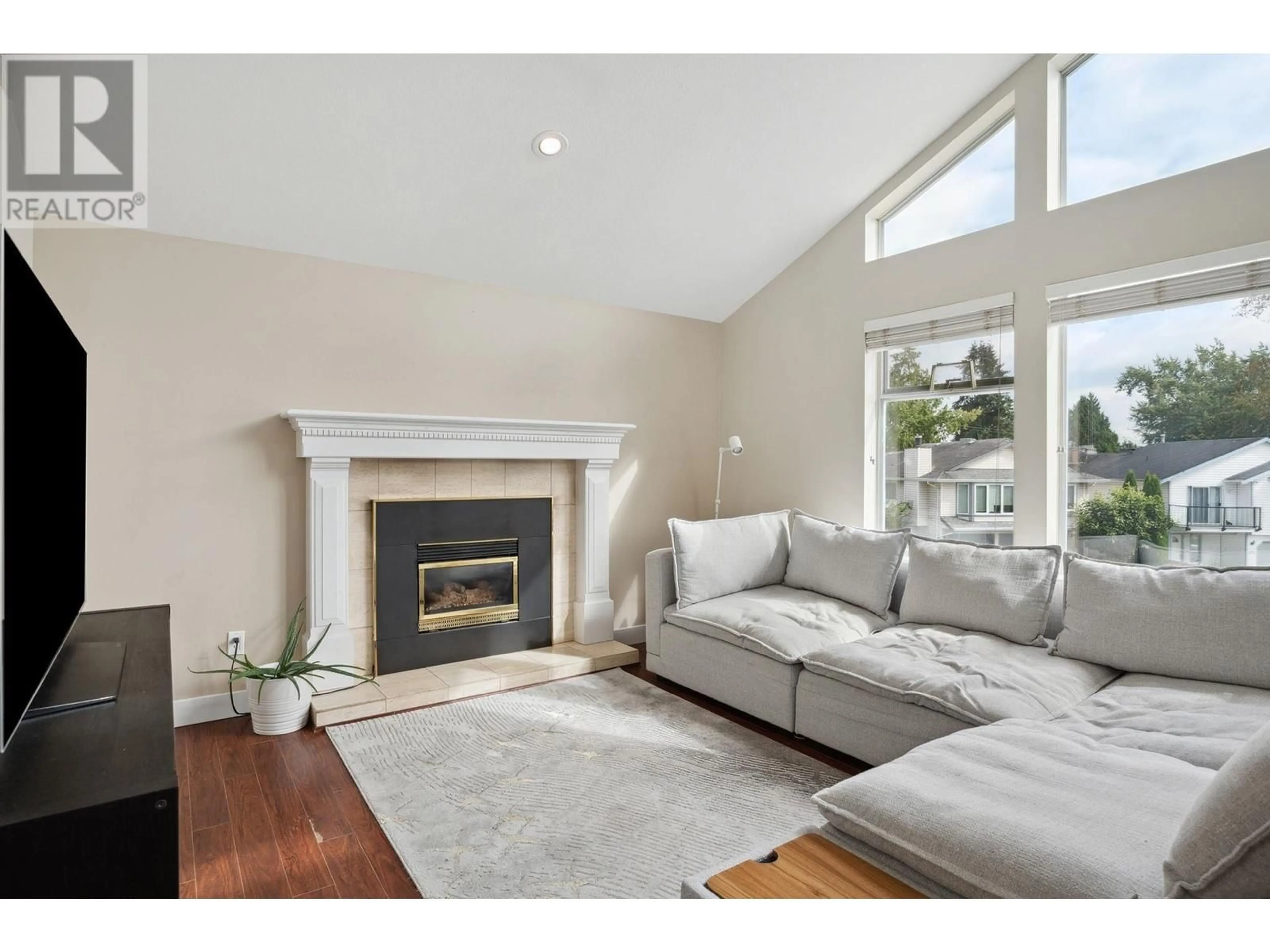 Living room, wood floors for 1385 YARMOUTH STREET, Port Coquitlam British Columbia V3C5P9