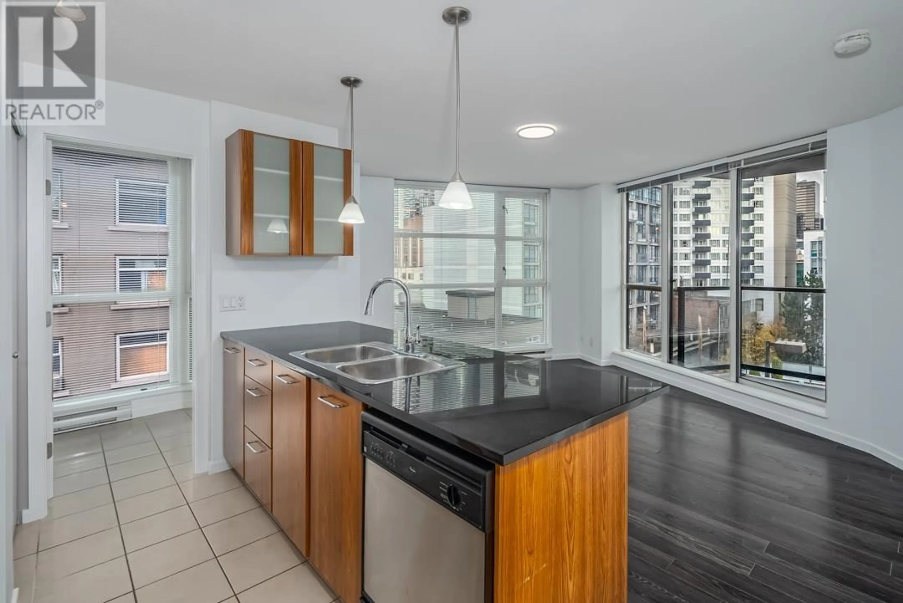 Open concept kitchen for 602 1199 SEYMOUR STREET, Vancouver British Columbia V6B1K3