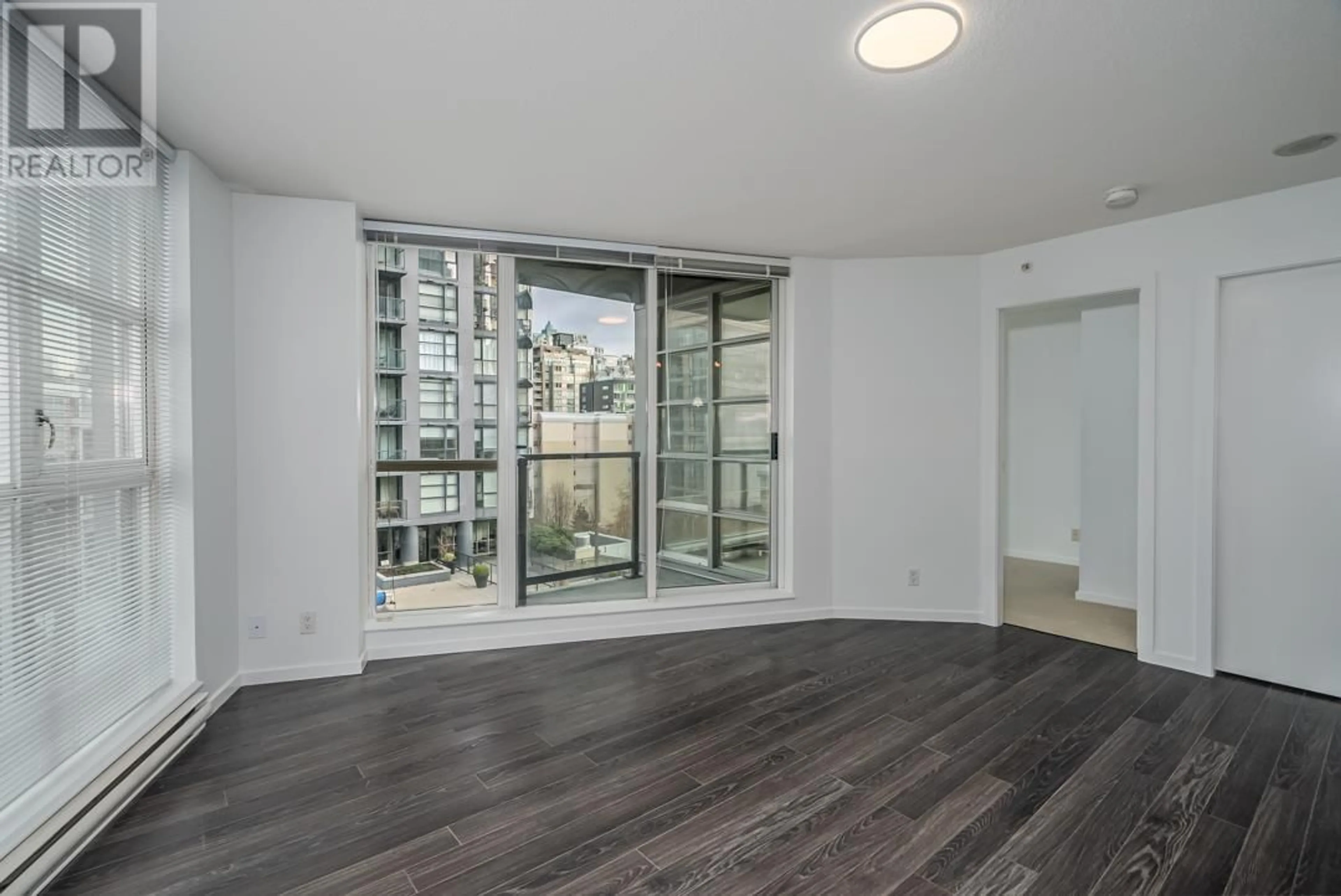 Other indoor space, wood floors for 602 1199 SEYMOUR STREET, Vancouver British Columbia V6B1K3