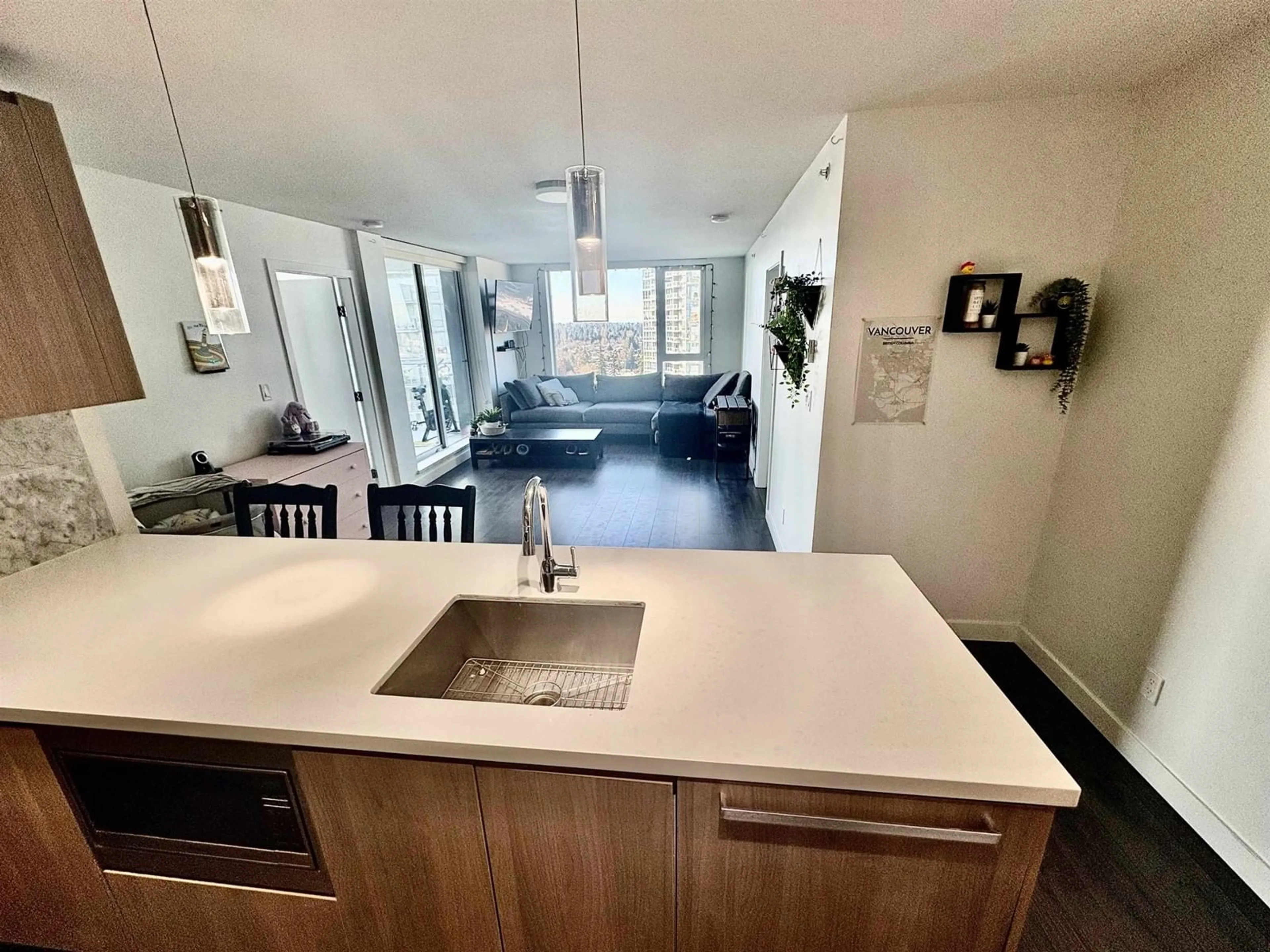 Open concept kitchen, unknown for 2806 - 13696 100, Surrey British Columbia V3T0L5