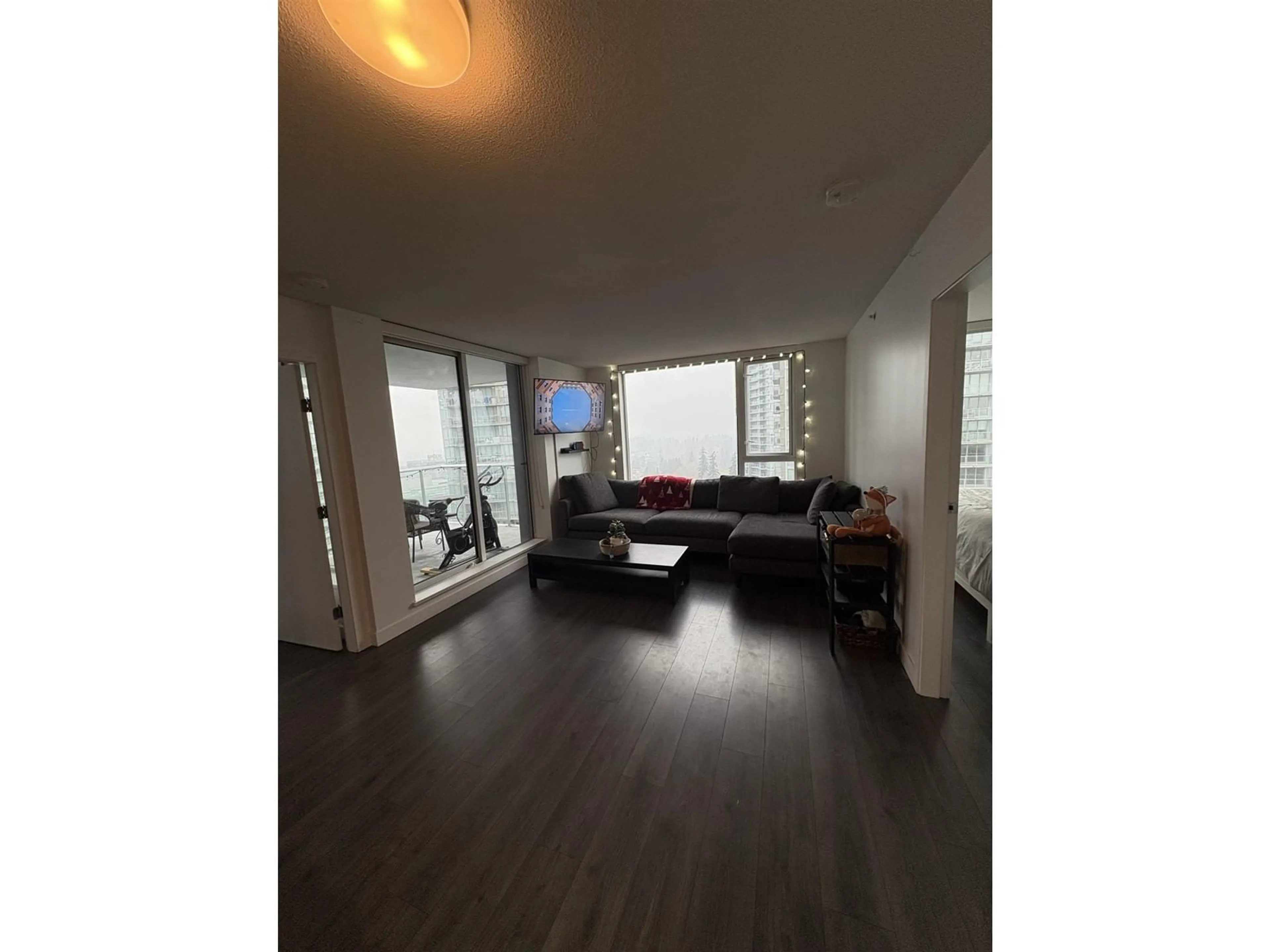 A pic of a room, not visible floor for 2806 13696 100 AVENUE, Surrey British Columbia V3T0L5