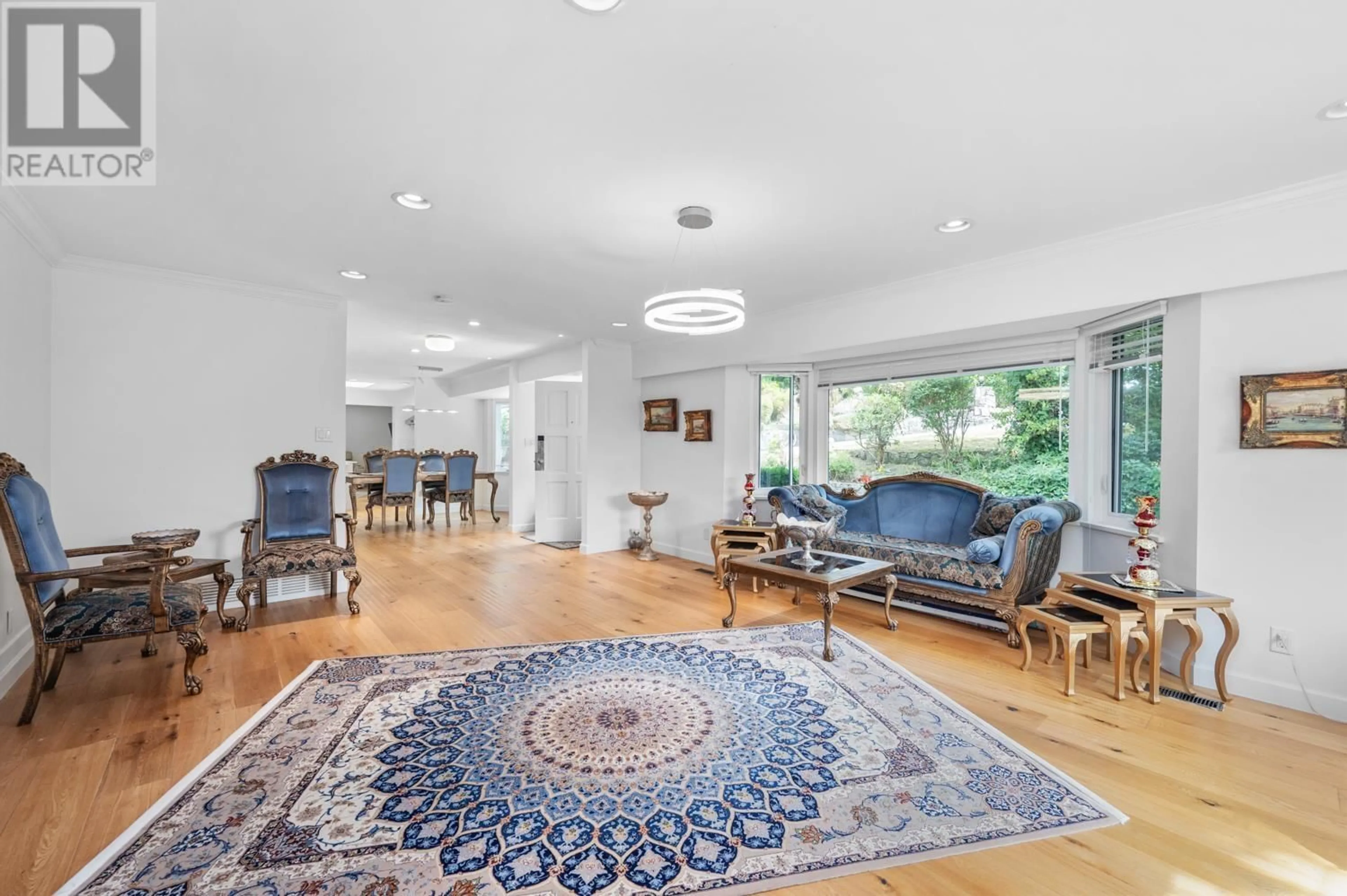 Living room, wood floors for 2045 27TH STREET, West Vancouver British Columbia V7V4L3