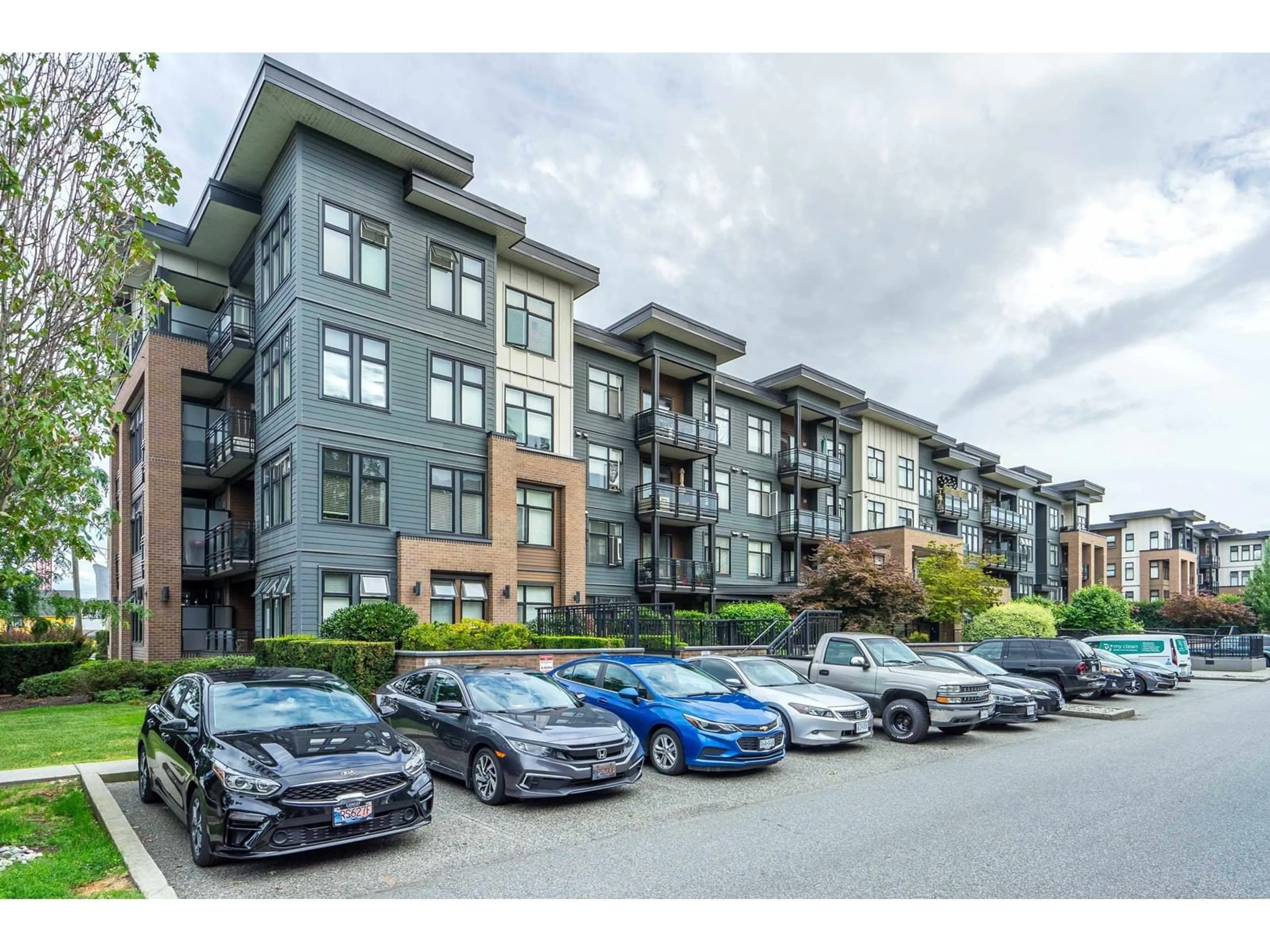 A pic from exterior of the house or condo, the street view for 316 20078 FRASER HIGHWAY, Langley British Columbia V3A0J2