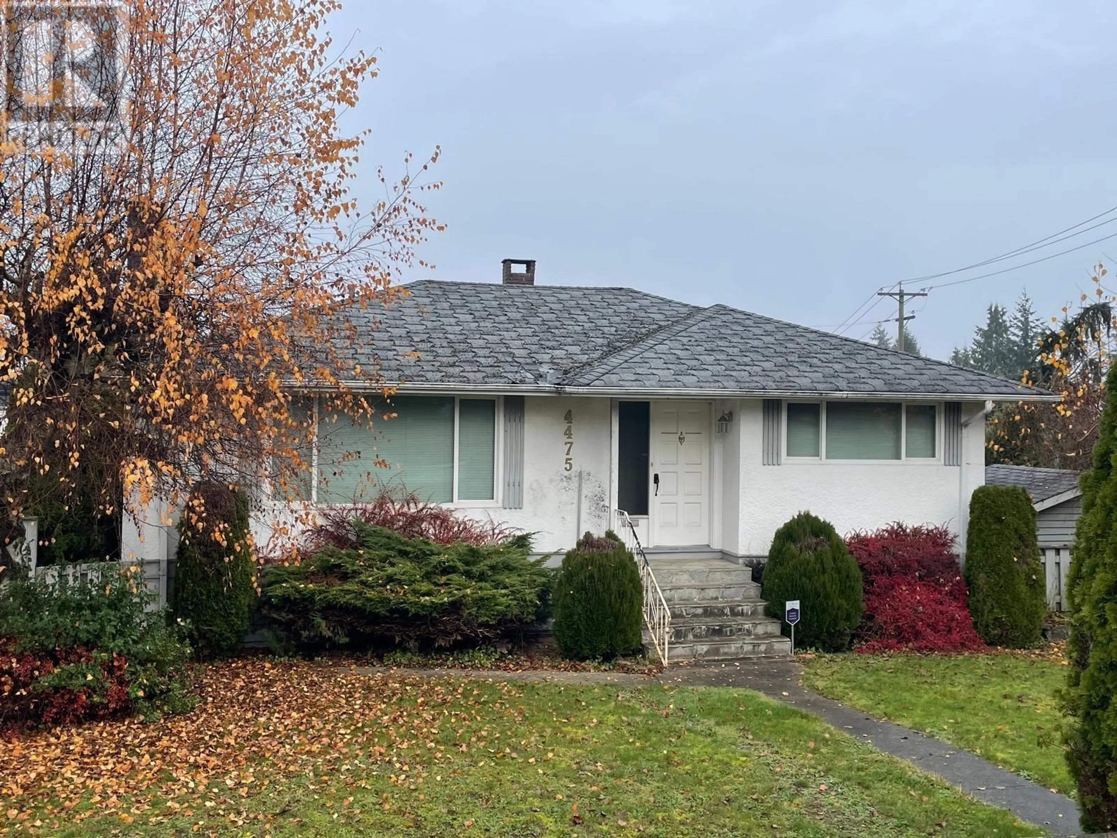 Frontside or backside of a home, cottage for 4475 PRICE CRESCENT, Burnaby British Columbia V5G2N5