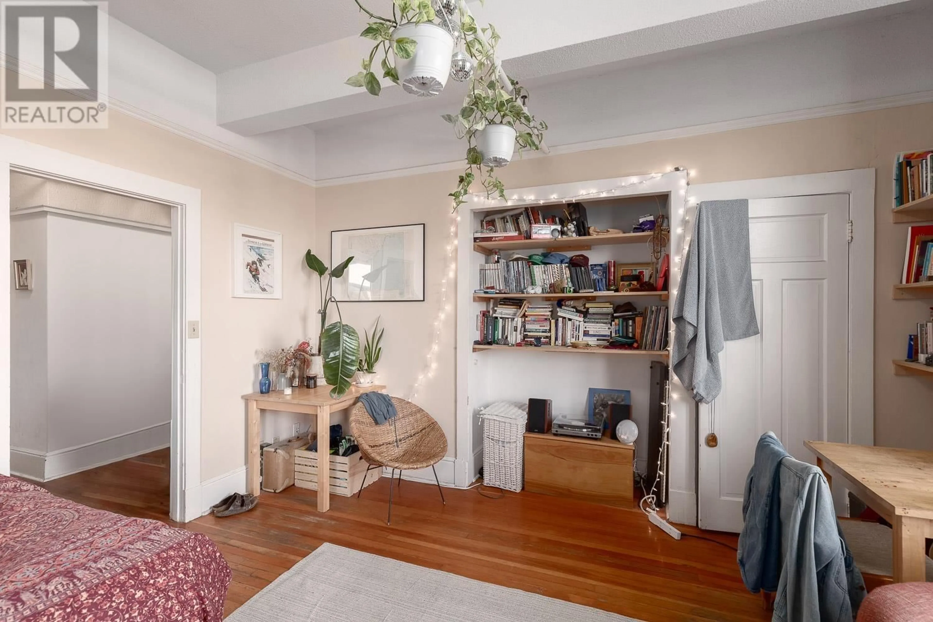 A pic of a room, wood floors for 402 175 E BROADWAY, Vancouver British Columbia V5T1W2