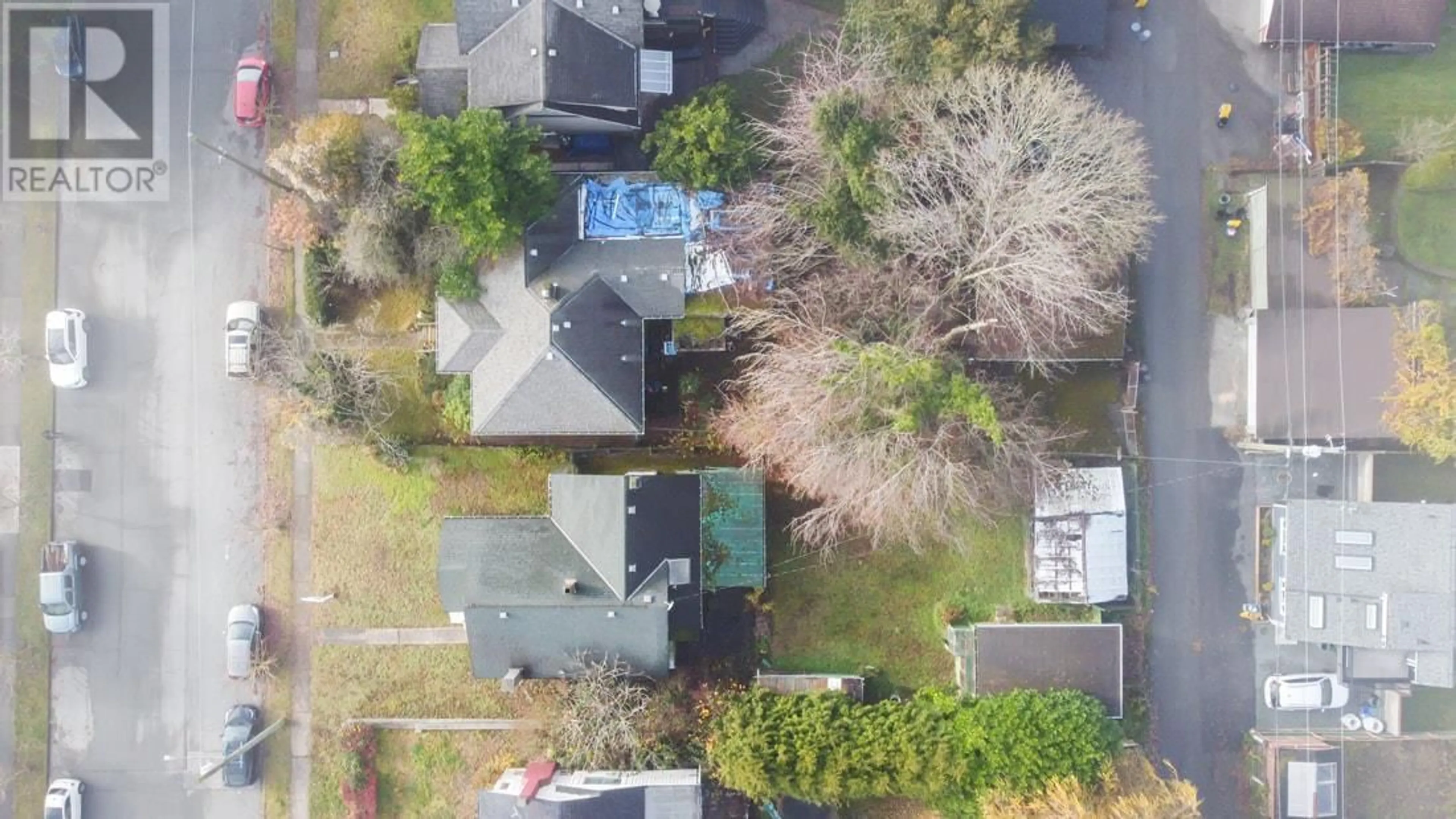 Frontside or backside of a home, the street view for 438 W 14TH STREET, North Vancouver British Columbia V7P1Y6