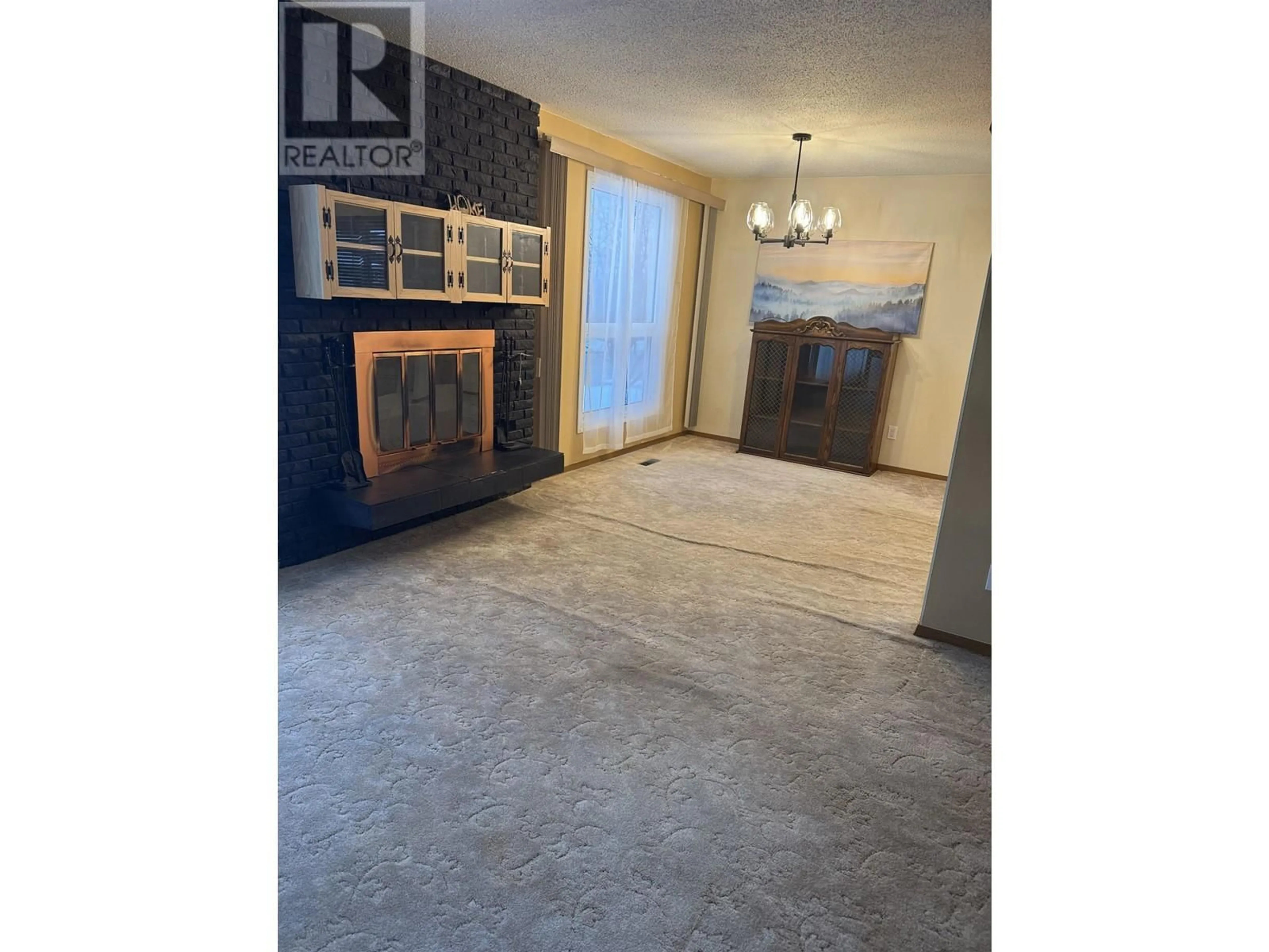 A pic of a room, cement floor for 407 CENTENNIAL DRIVE, Mackenzie British Columbia V0J2C0