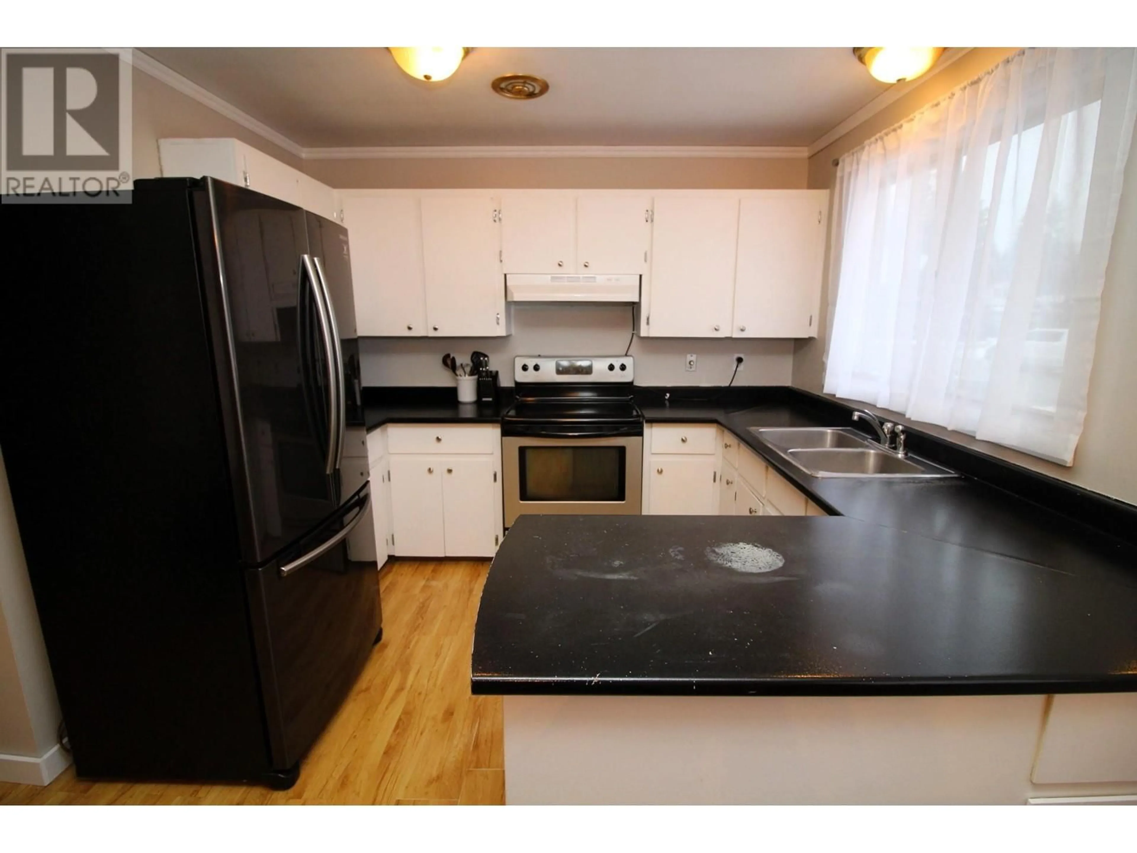 Standard kitchen, wood floors, cottage for 3363 GILLESPIE ROAD, Houston British Columbia V0J1Z0