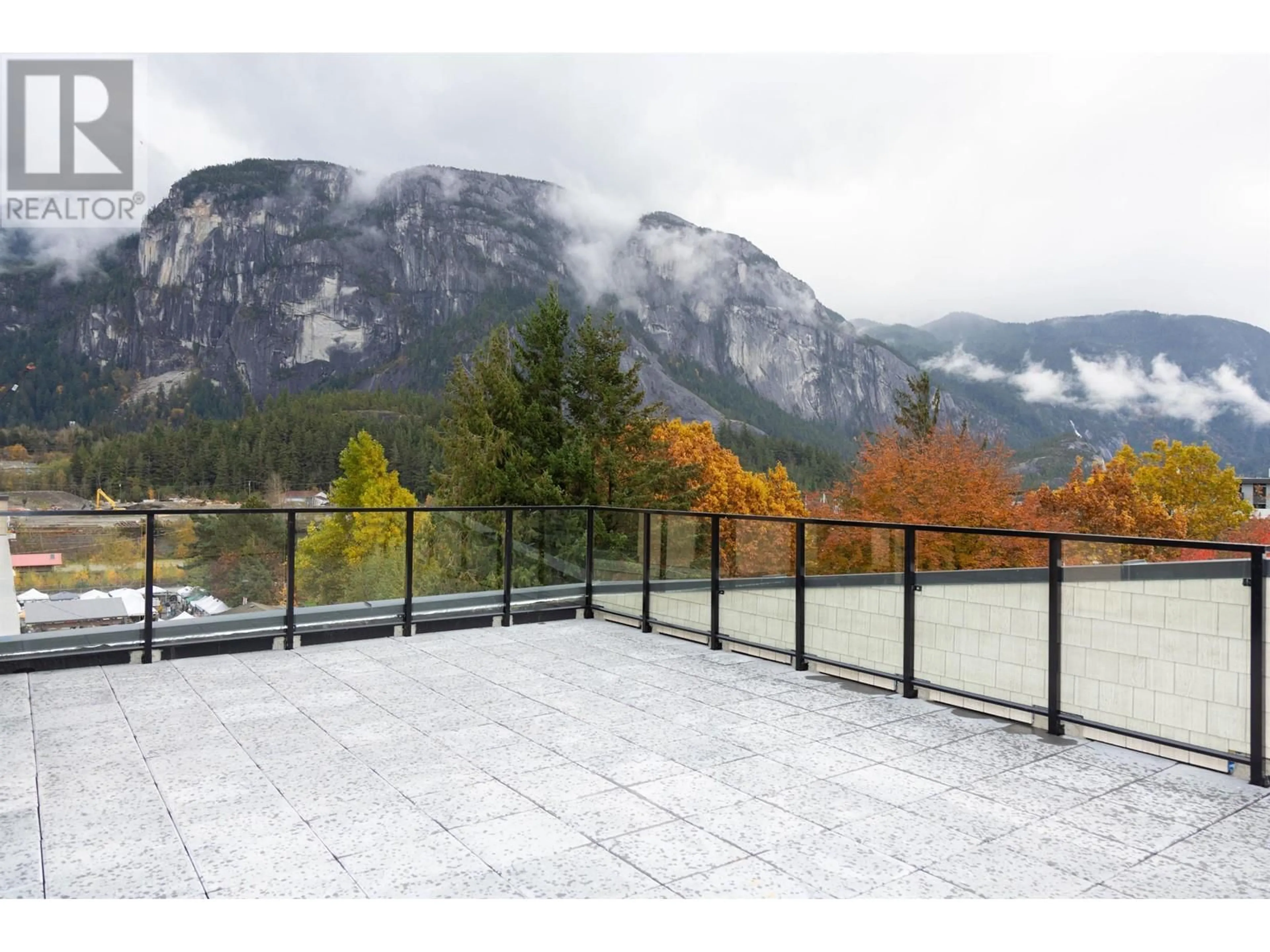 Patio, the view of mountain for 304 1360 VICTORIA STREET, Squamish British Columbia V8B0C3