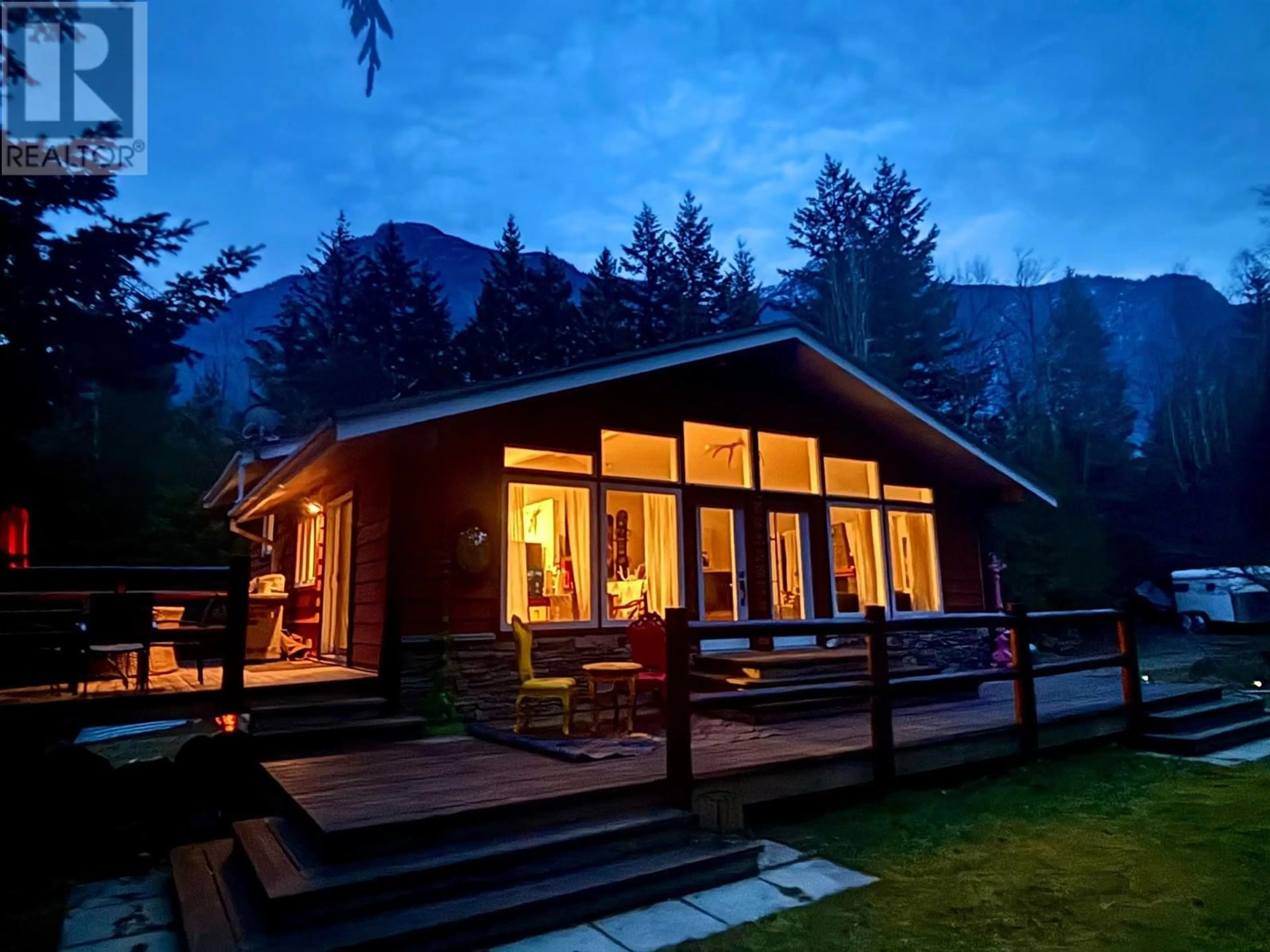 Patio, mountain view for 1911 SWEETWATER LANE, Mount Currie British Columbia V0N2K0