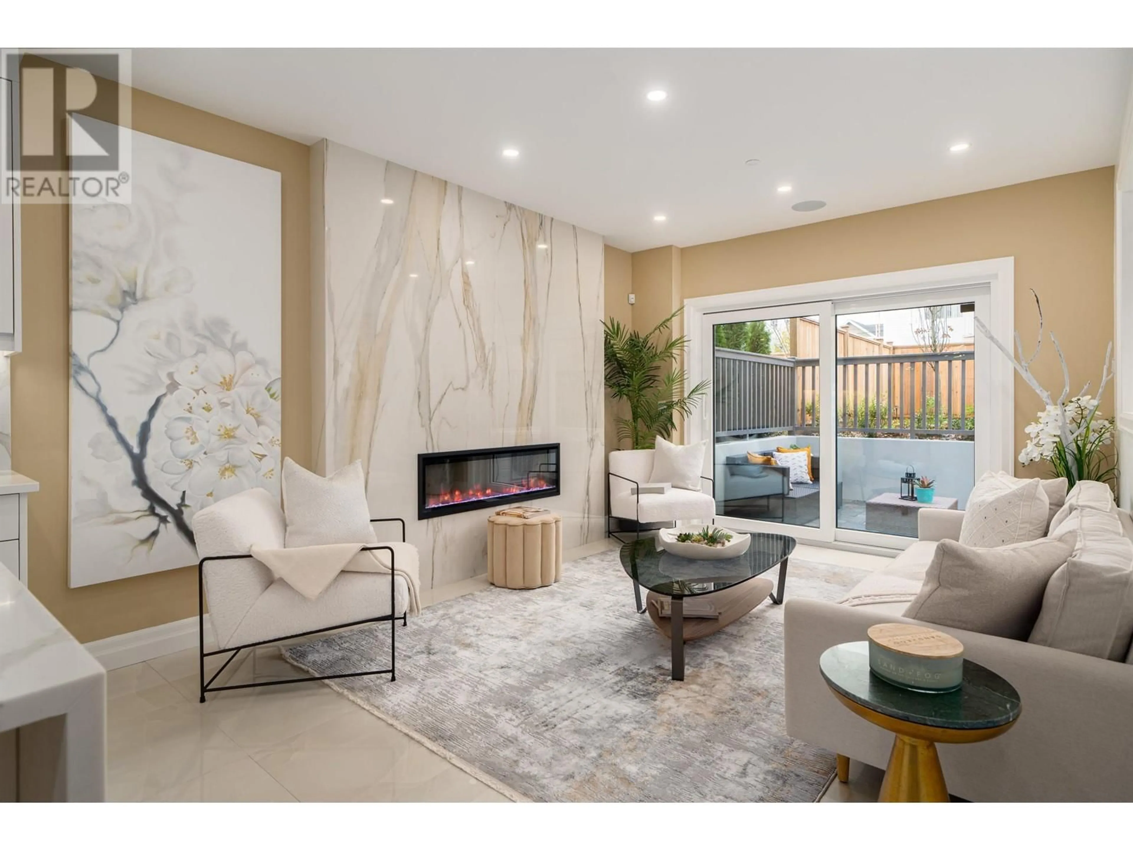 Living room, ceramic floors for 2523 W 8TH AVENUE, Vancouver British Columbia V6K2B3