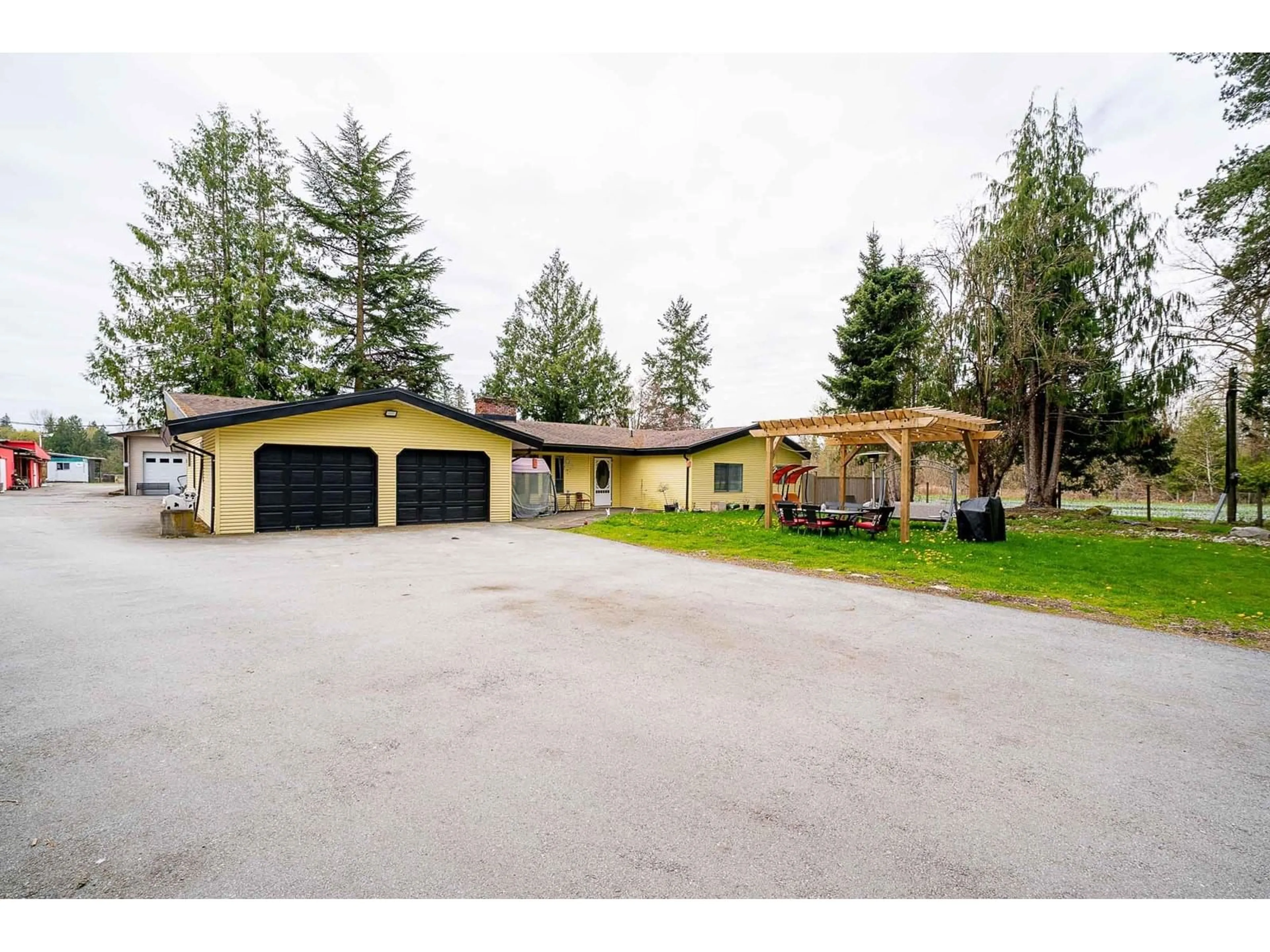 Frontside or backside of a home, cottage for 21896 40 AVENUE, Langley British Columbia V2Z1N7