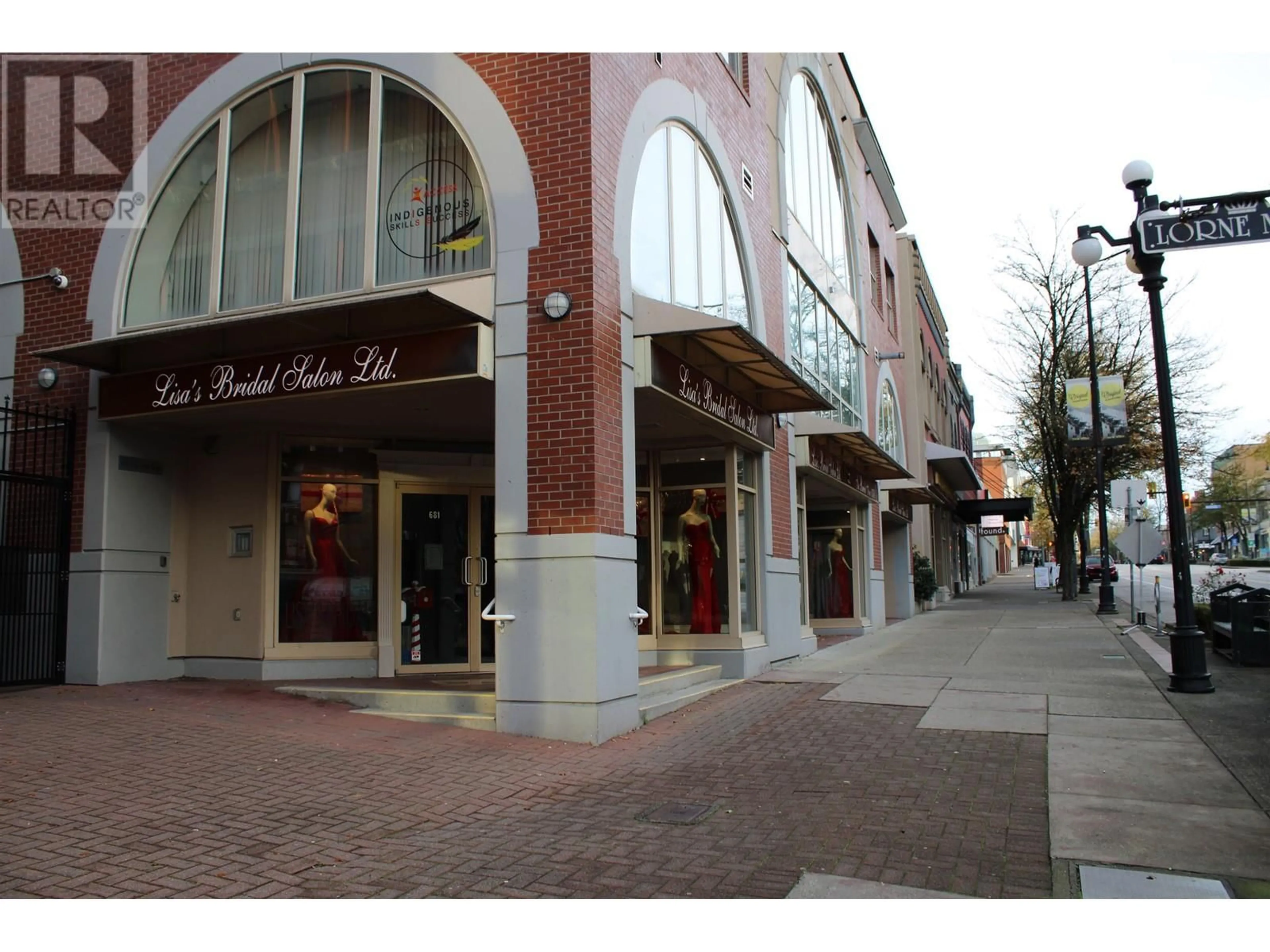 Patio, street for 905 - 680 CLARKSON STREET, New Westminster British Columbia V3M6X9