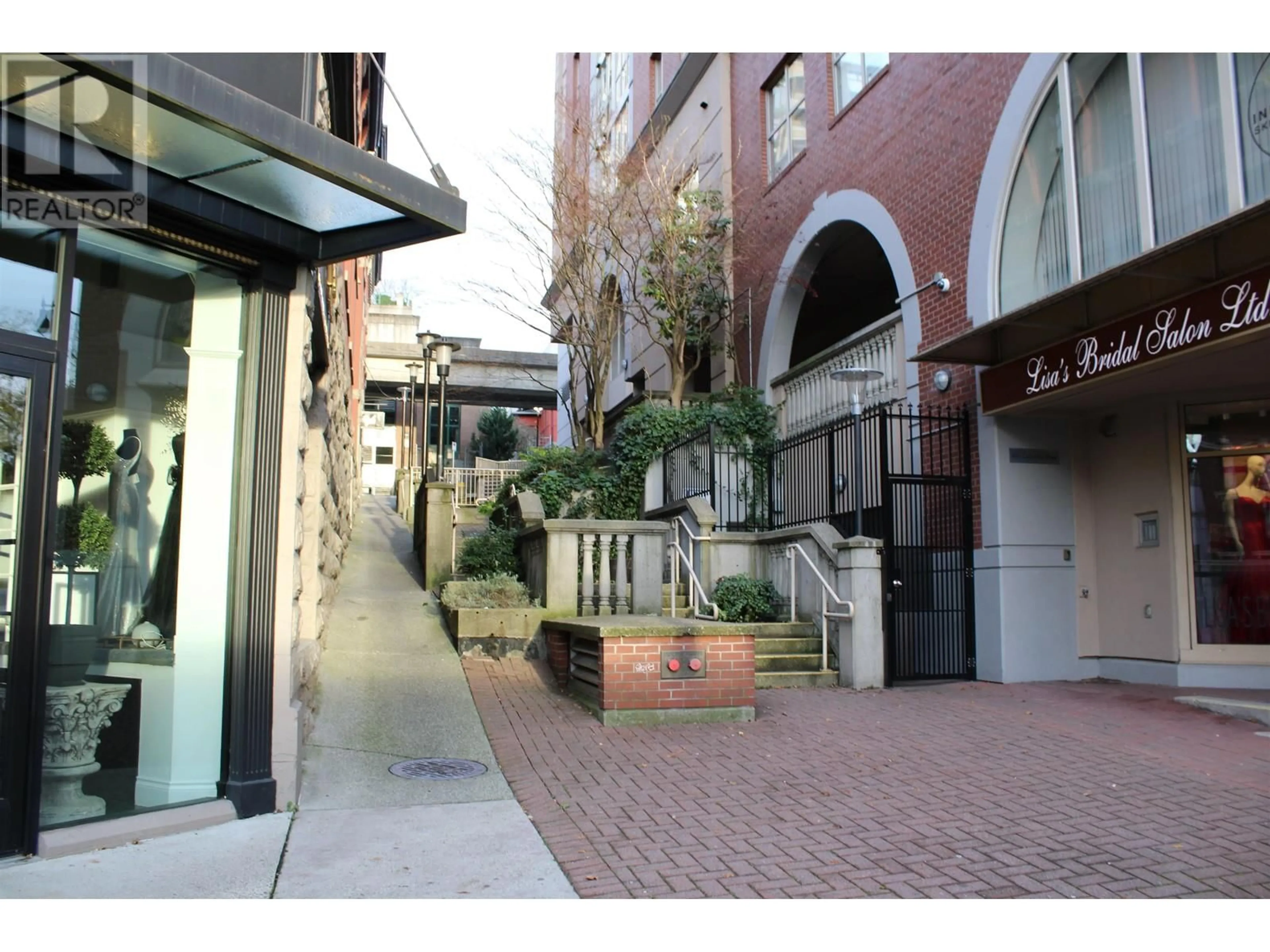 A pic from exterior of the house or condo, the street view for 905 680 CLARKSON STREET, New Westminster British Columbia V3M6X9