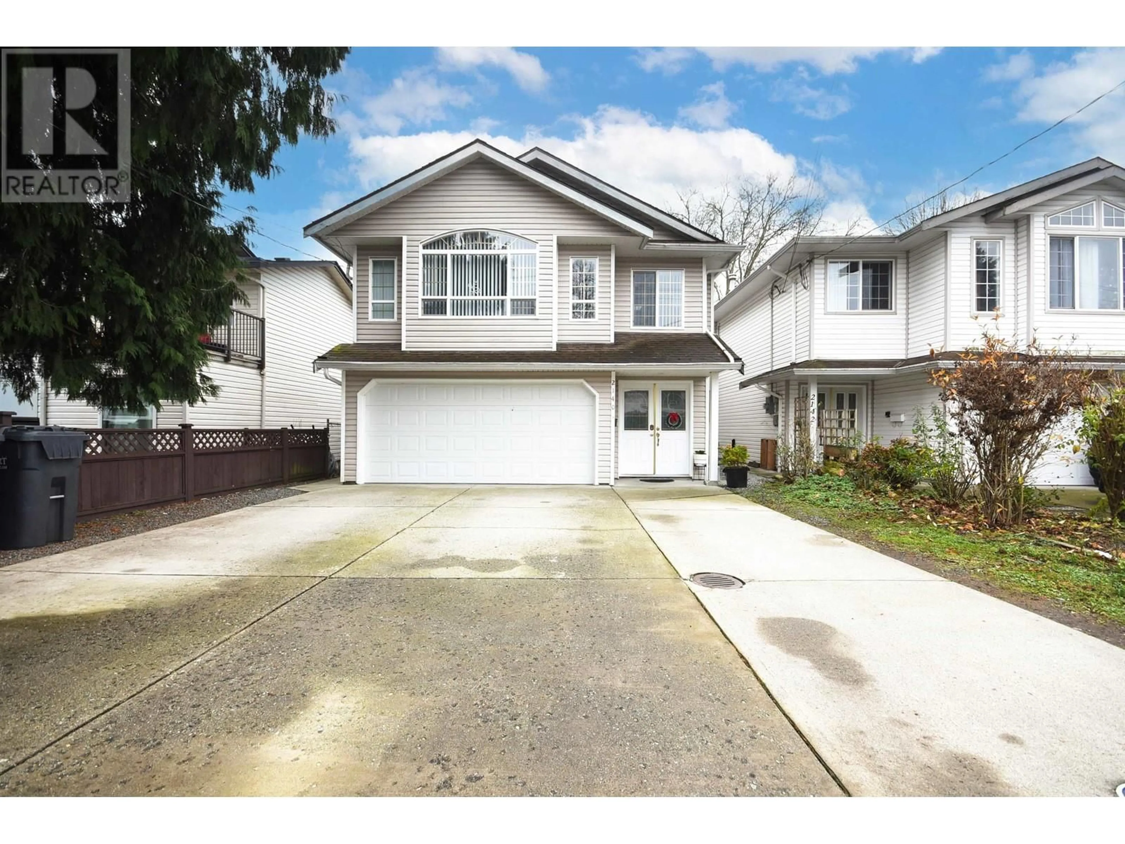 Frontside or backside of a home, the street view for 2140 FRASER AVENUE, Port Coquitlam British Columbia V3B1N8