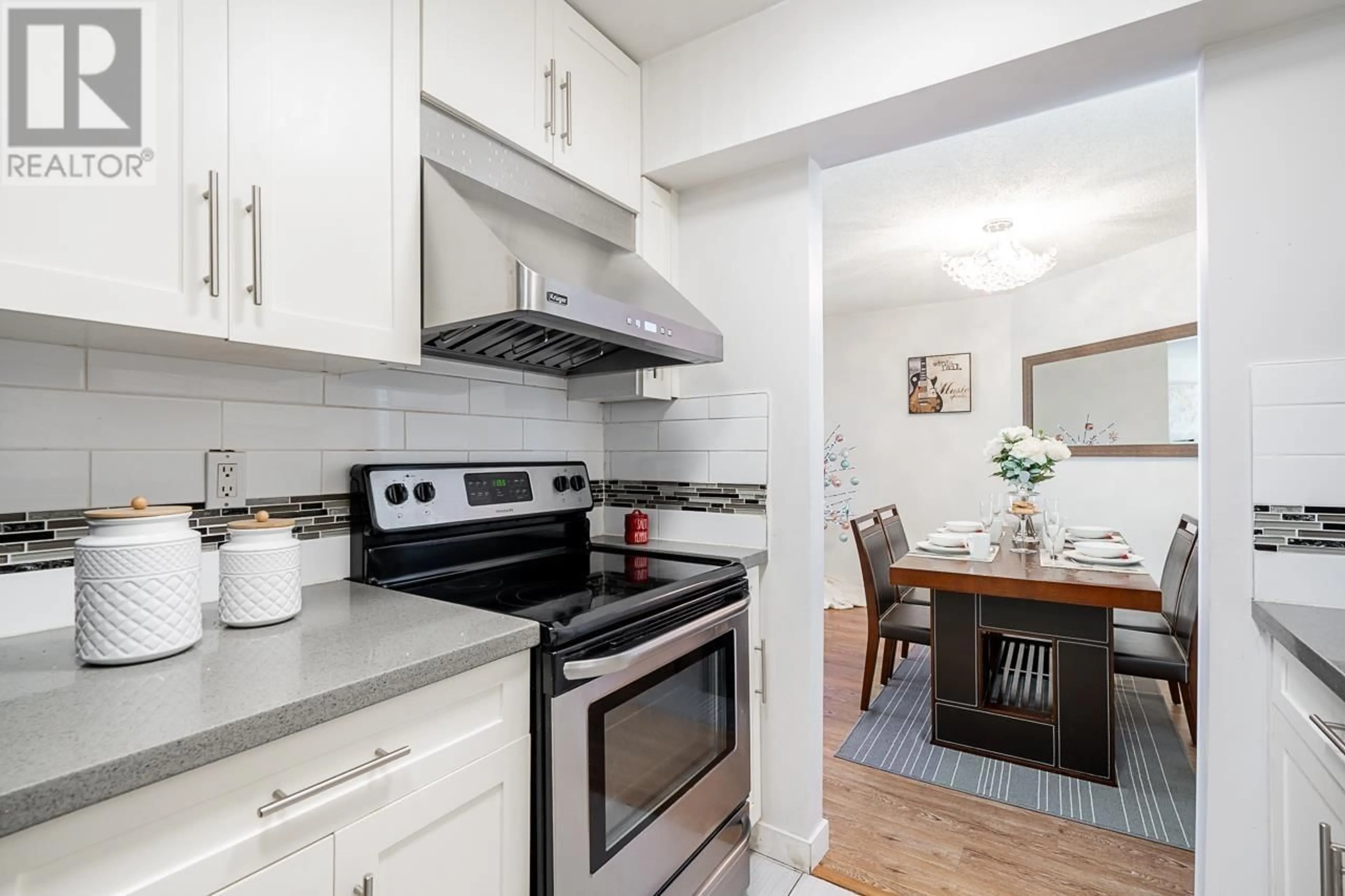 Standard kitchen, wood floors, cottage for 223 7431 MINORU BOULEVARD, Richmond British Columbia V6Y1Z3