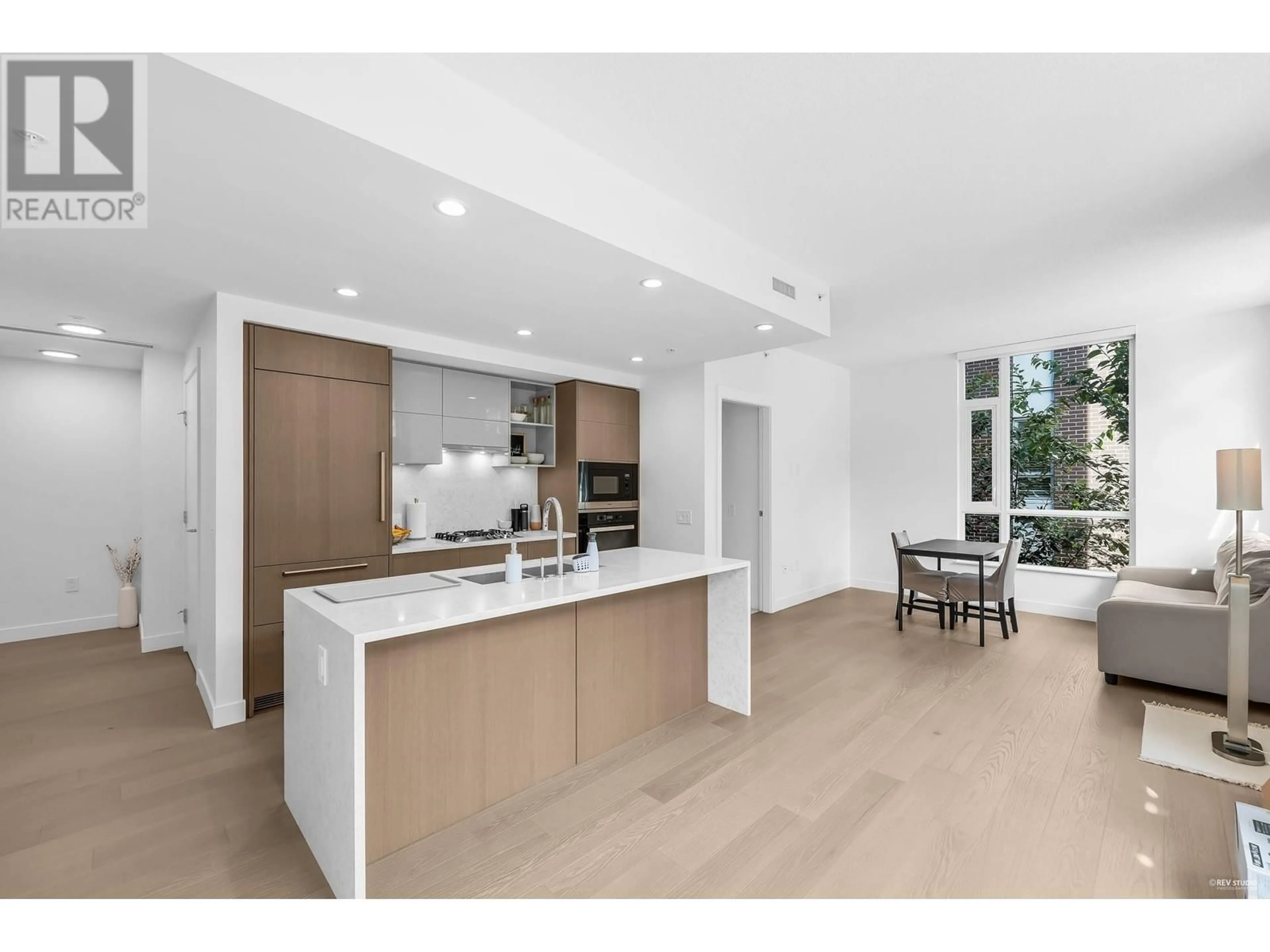 Open concept kitchen for 210 469 W KING EDWARD AVENUE, Vancouver British Columbia V5Y2J3