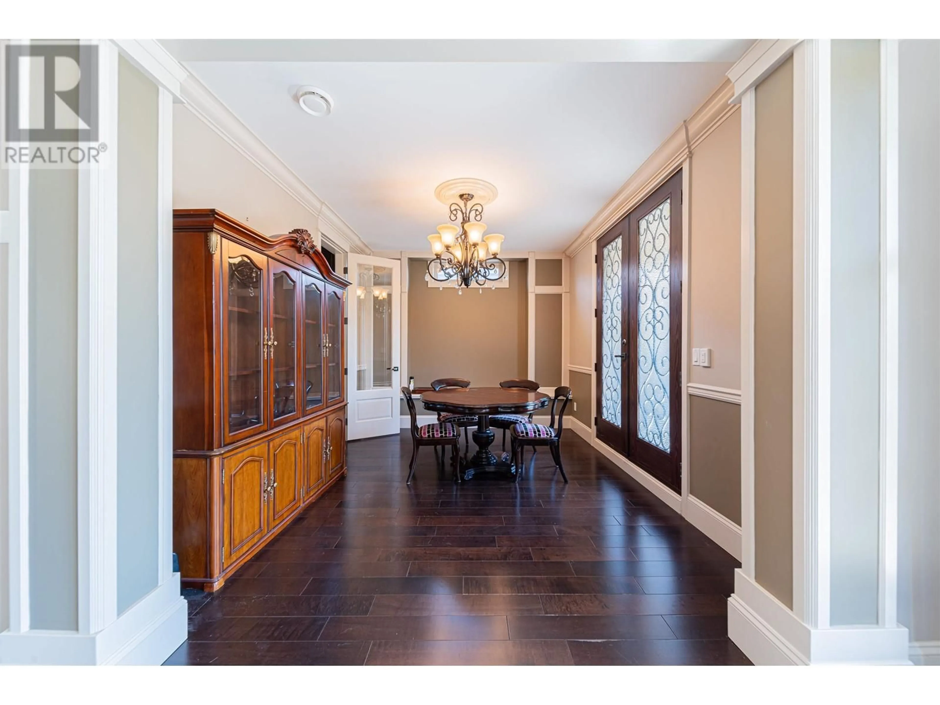 Dining room, wood/laminate floor for 4628 WESTLAWN DRIVE, Burnaby British Columbia V5C3R1