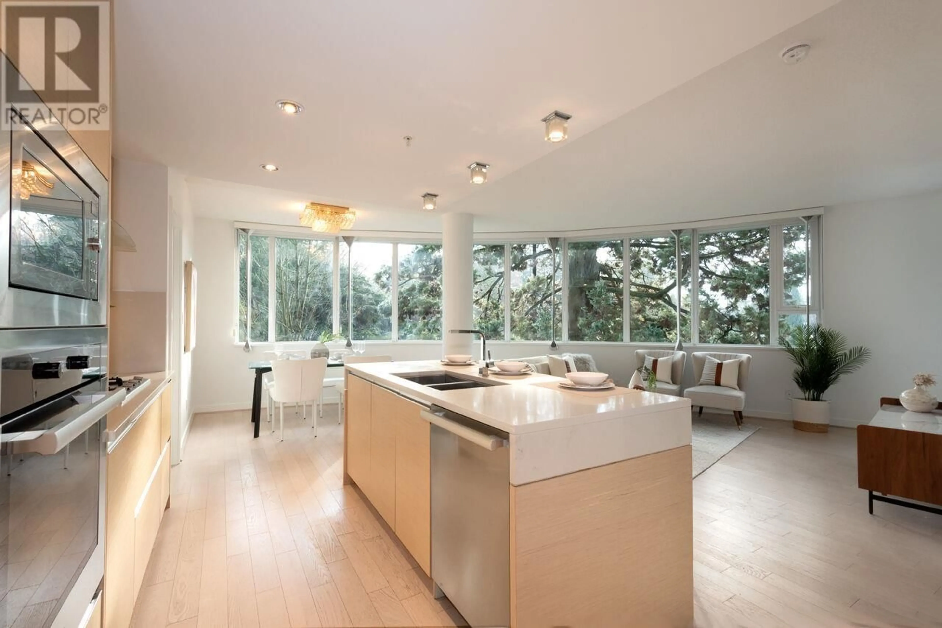 Open concept kitchen for 212 505 W 30TH AVENUE, Vancouver British Columbia V5Z0G4