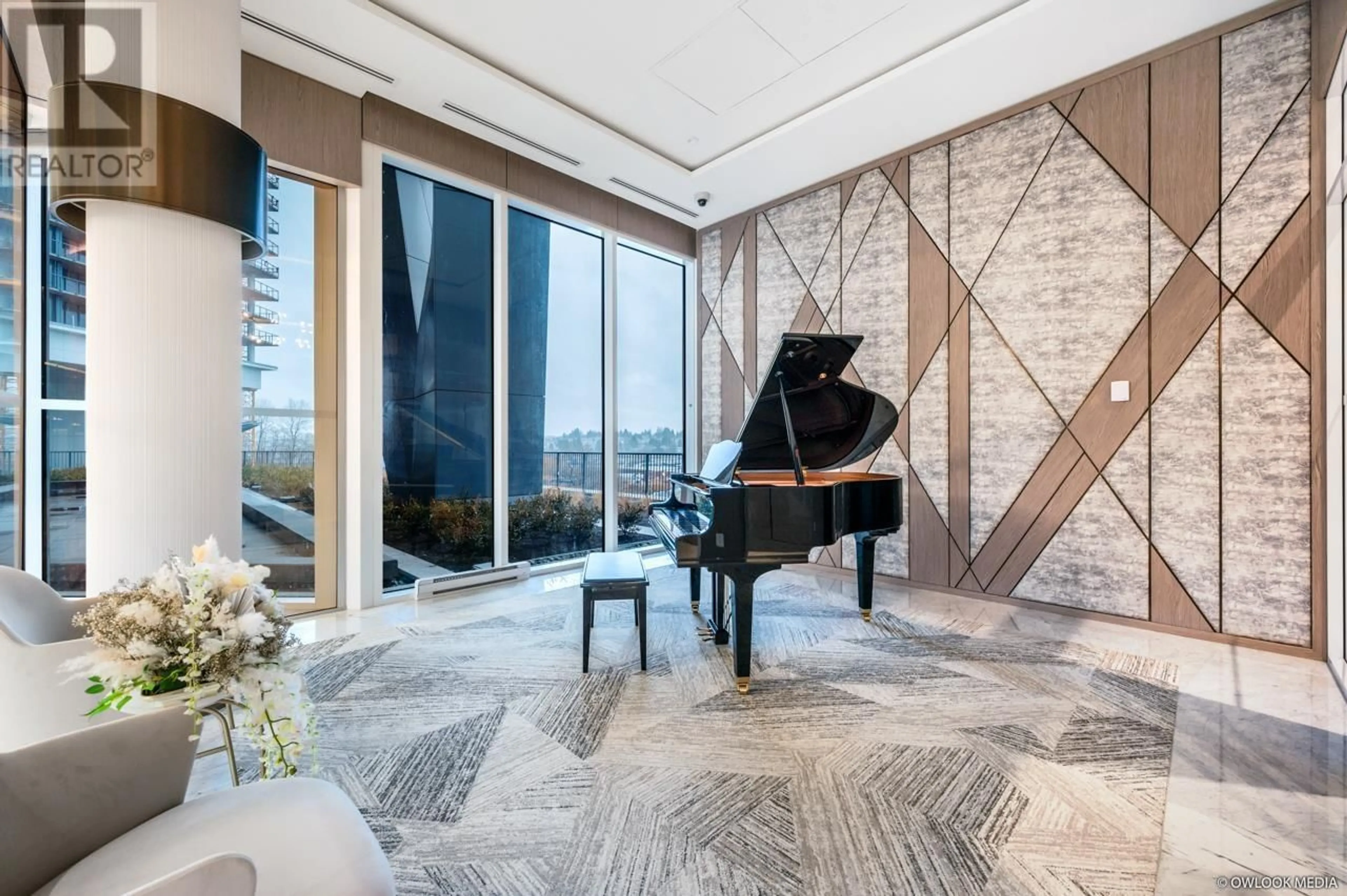 Indoor lobby, ceramic floors for 2608 4720 LOUGHEED HIGHWAY, Burnaby British Columbia V5C0M8