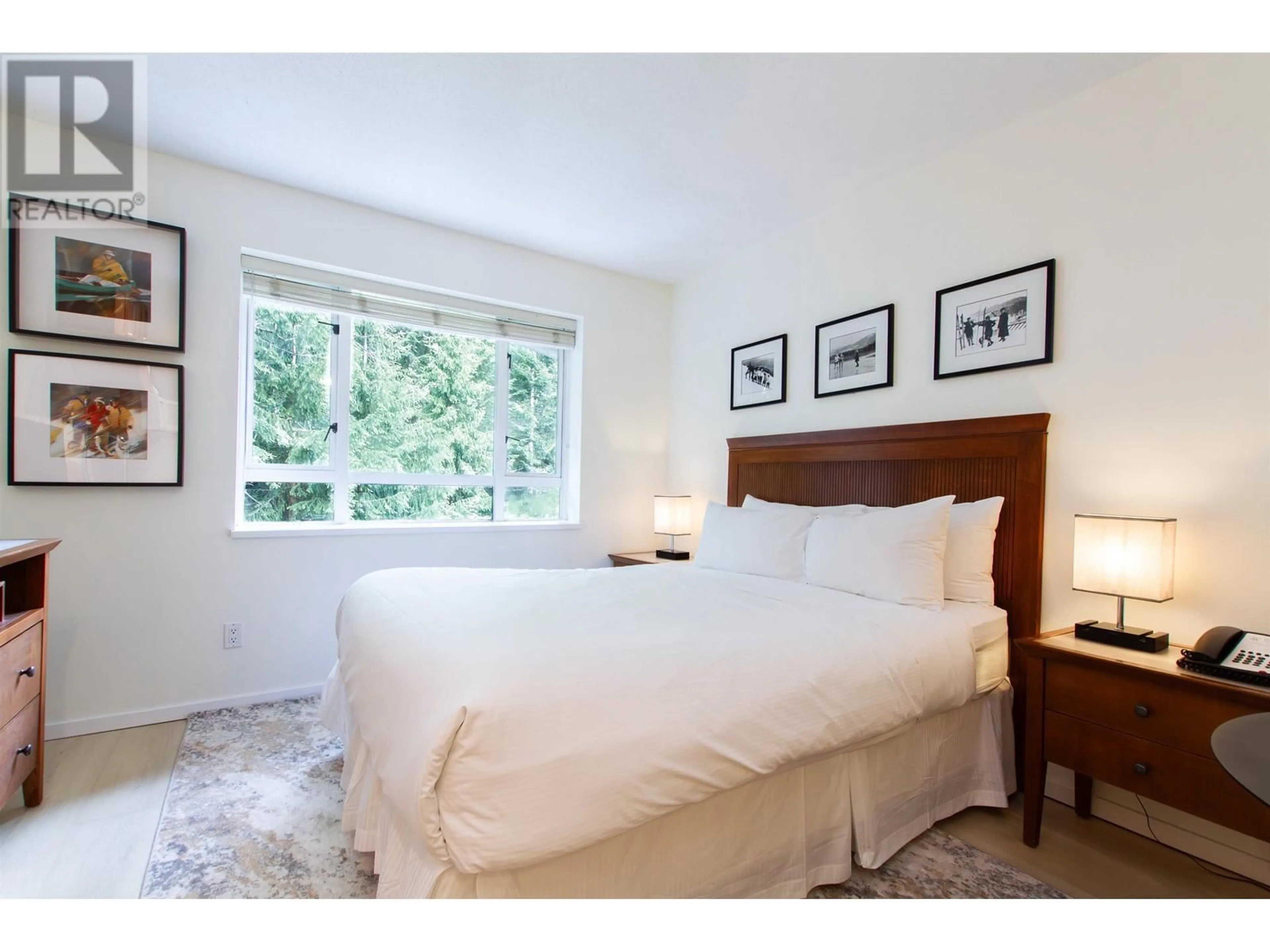 Bedroom with bed, unknown for 311 - 4315 NORTHLANDS BOULEVARD, Whistler British Columbia V8E1C1