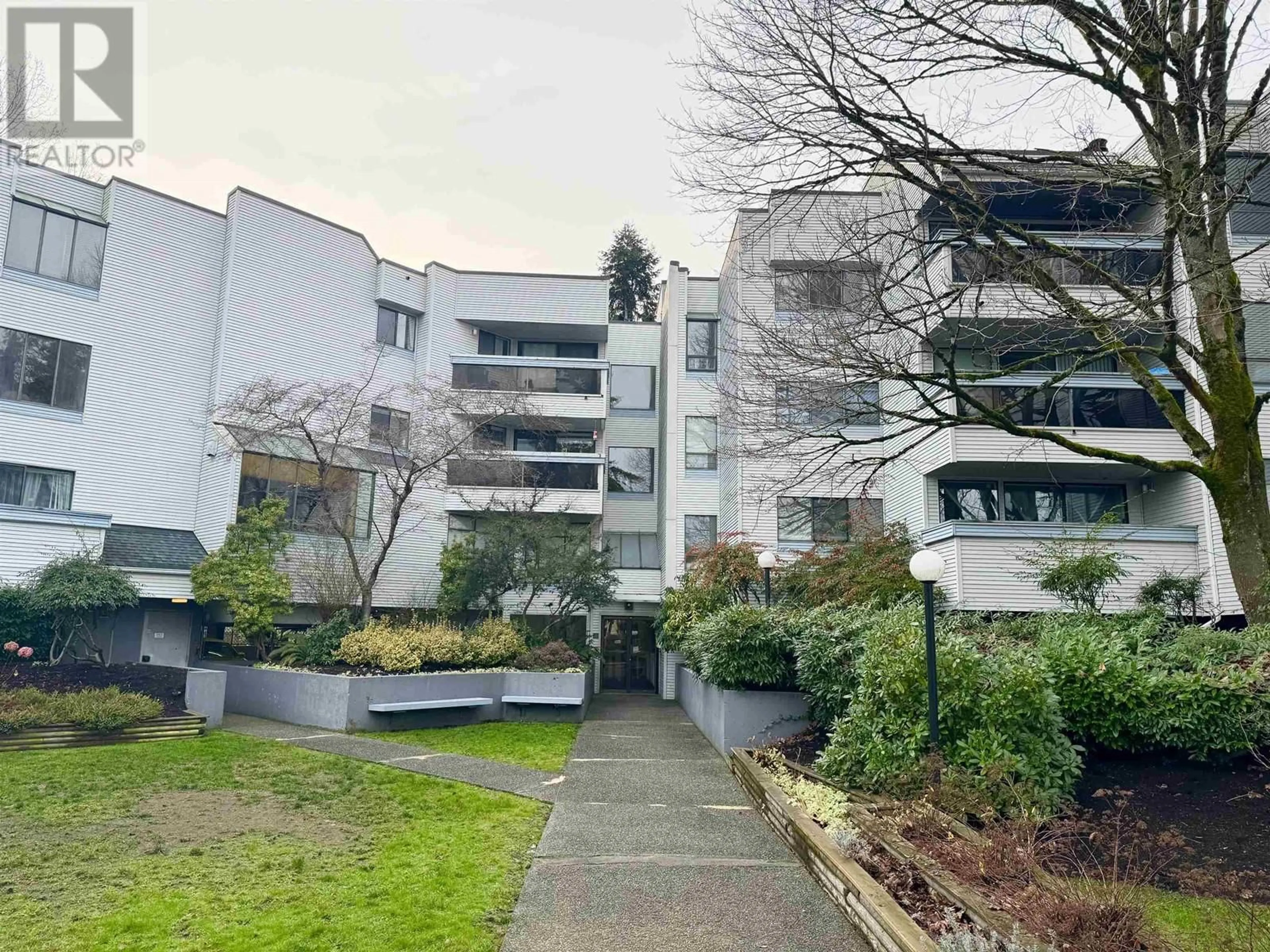 A pic from outside/outdoor area/front of a property/back of a property/a pic from drone, street for 107 - 8760 BLUNDELL ROAD, Richmond British Columbia V6Y1K1