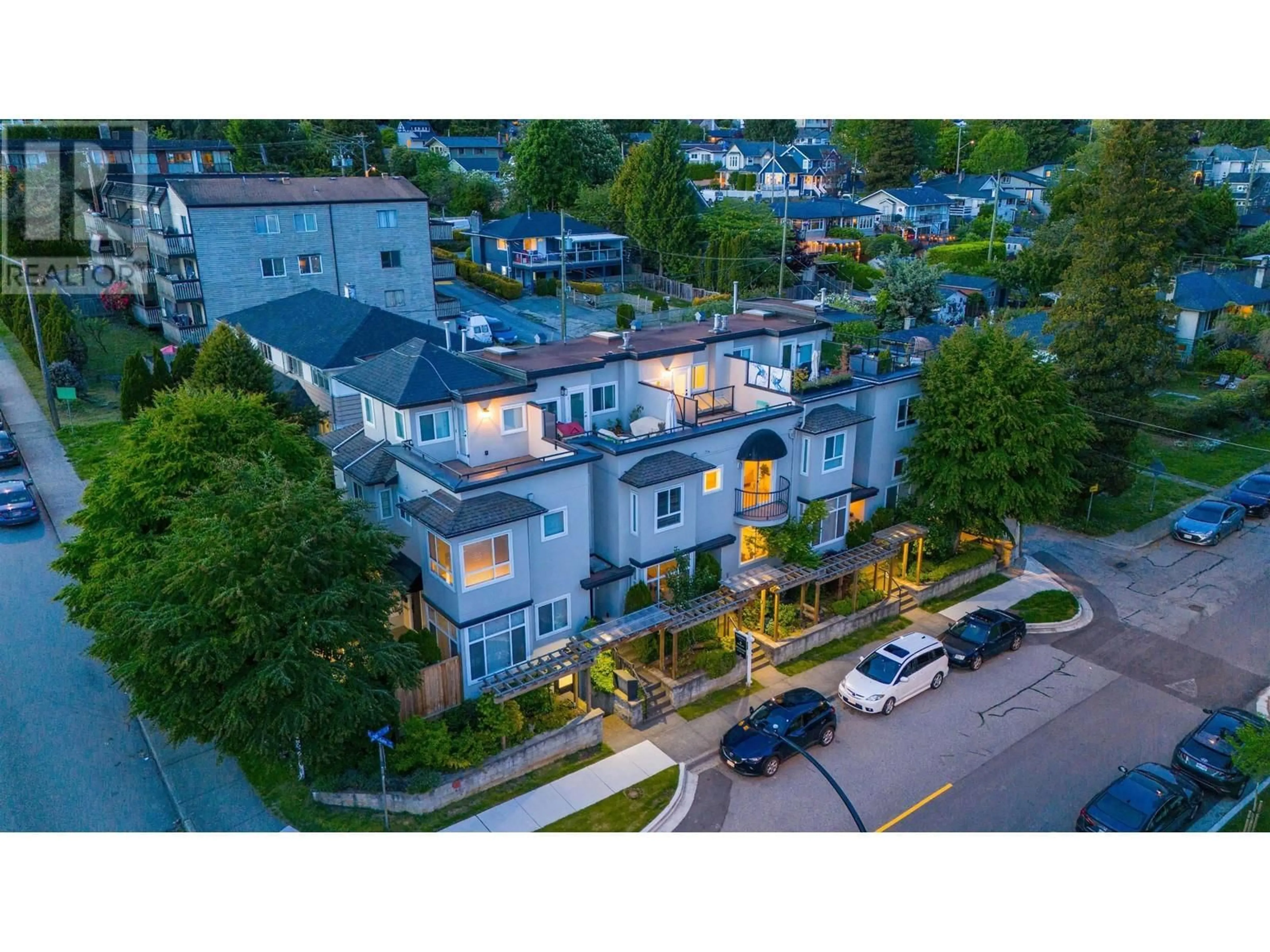 A pic from outside/outdoor area/front of a property/back of a property/a pic from drone, street for 106 E 26TH STREET, North Vancouver British Columbia V7N1A5