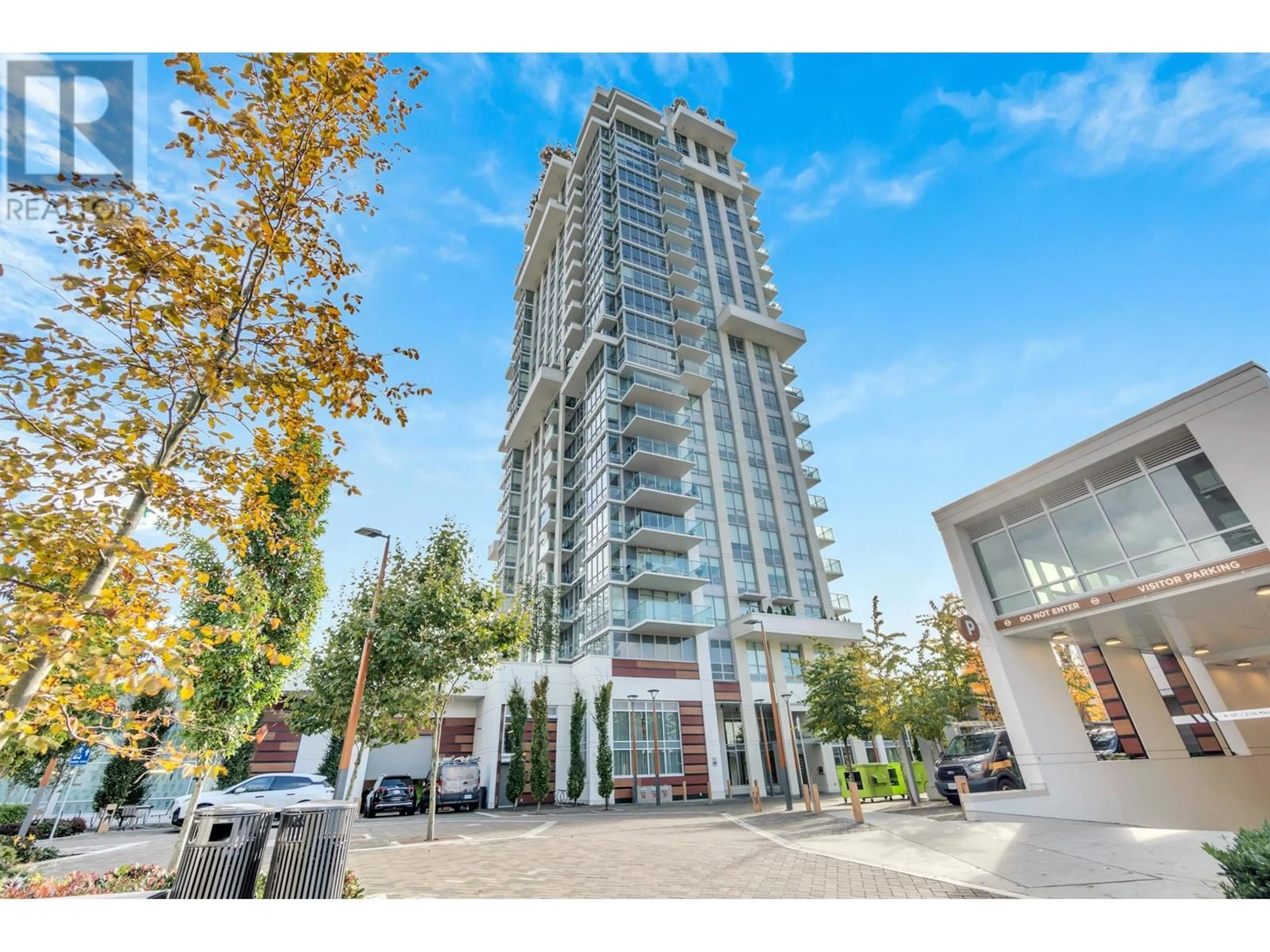 Indoor foyer for 1702 - 1632 LIONS GATE LANE, North Vancouver British Columbia V7P0E2