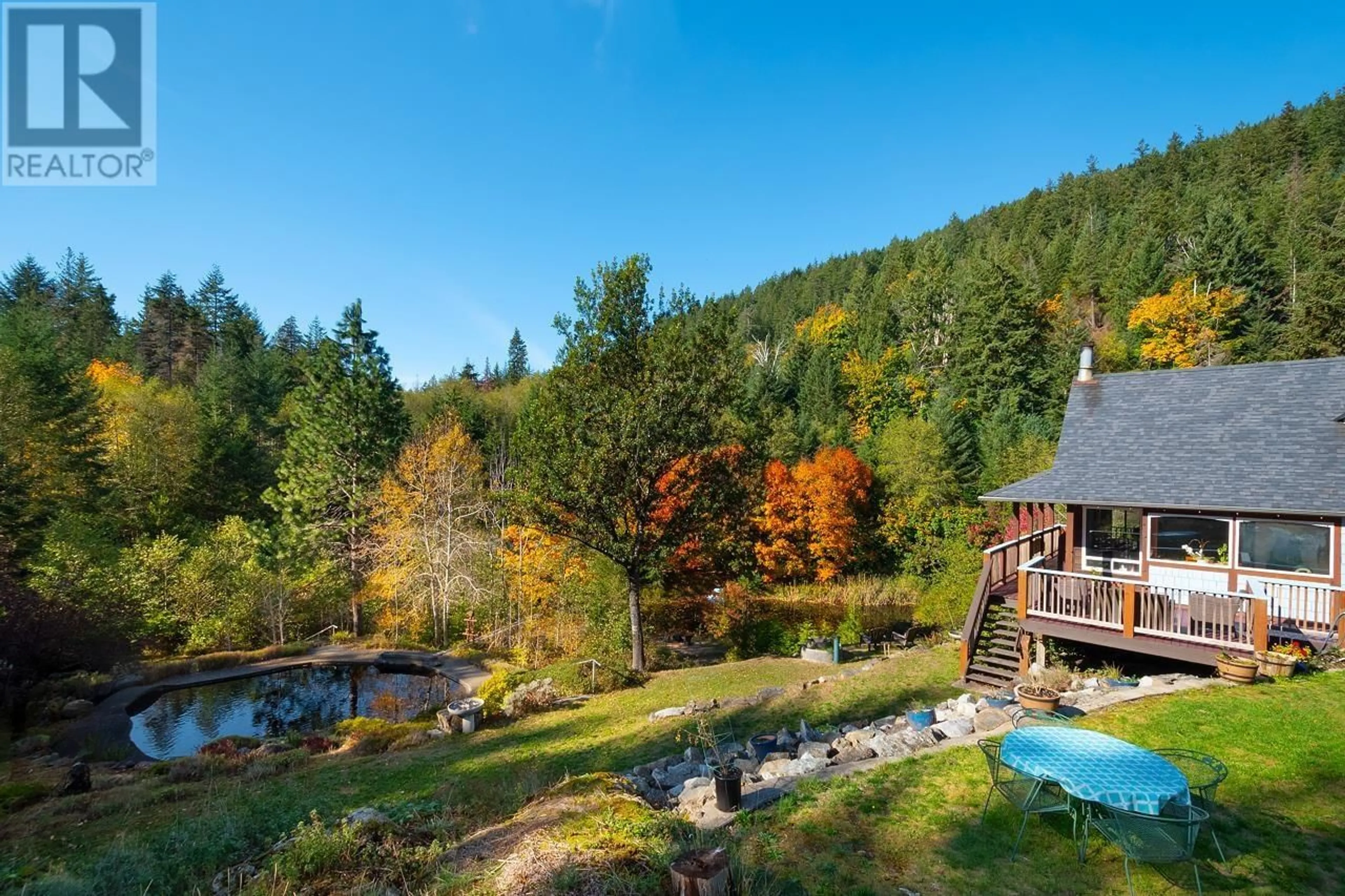 A pic from outside/outdoor area/front of a property/back of a property/a pic from drone, water/lake/river/ocean view for 1293 WESTSIDE ROAD, Bowen Island British Columbia V0N1G2